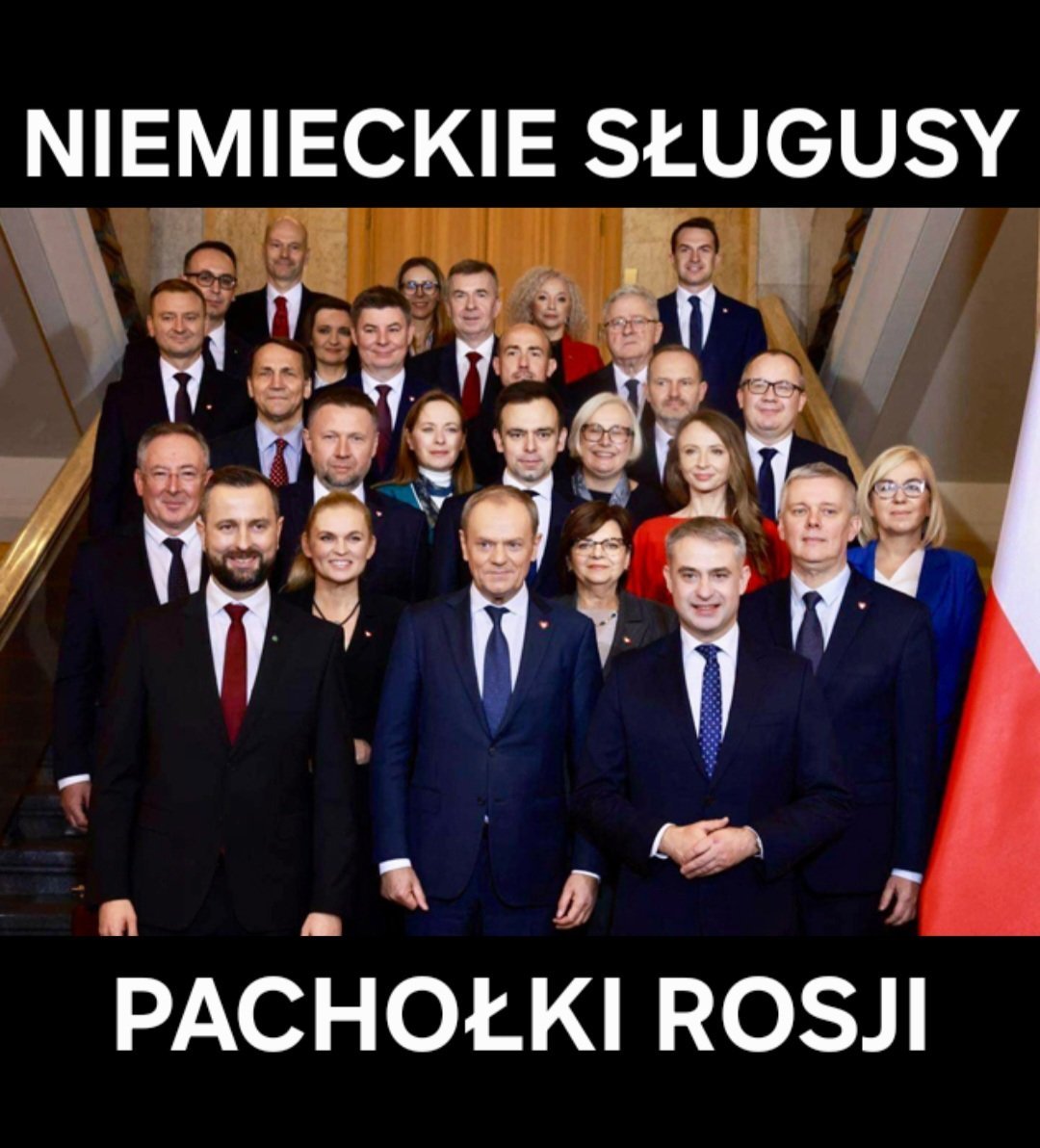EAtestad's tweet photo. @KrzykRozumu @cuprwarszawa Widać że nie stał tam sam 😉 https://t.co/bDulzRsV6T