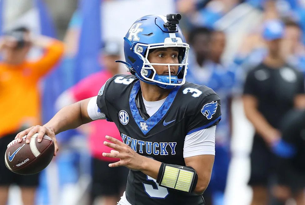 NCAAFNation247's tweet photo. Week 1 Performance

QB Kenny Minchey - Kentucky

• 301 Passing yards 4 TDs
• 17 Rushing yards https://t.co/5TjEfyhm8F
