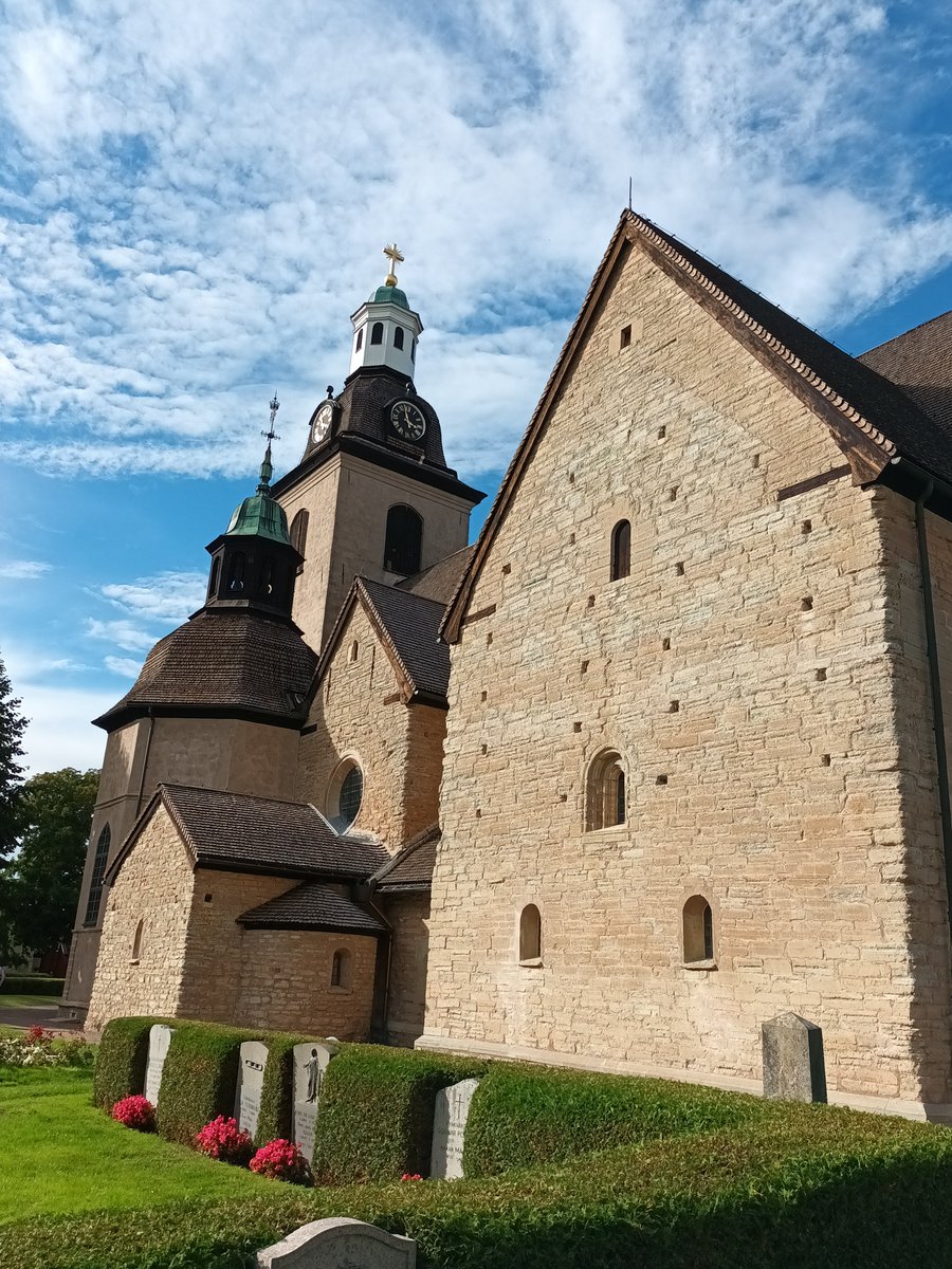 kristallnaach's tweet photo. #Besichtigung 🥰 #Kloster #Vreta
#Kyrka🦌#Schweden 🇸🇪 #Sverige
😎#Stuga🌳im #Wald 🌊 am #See😝
#ÖrebroLän26😁🫎 #Elchenländle26
😍#Schweden26🦌#Elchenländle 🇸🇪 https://t.co/t0UvYFQ3OJ