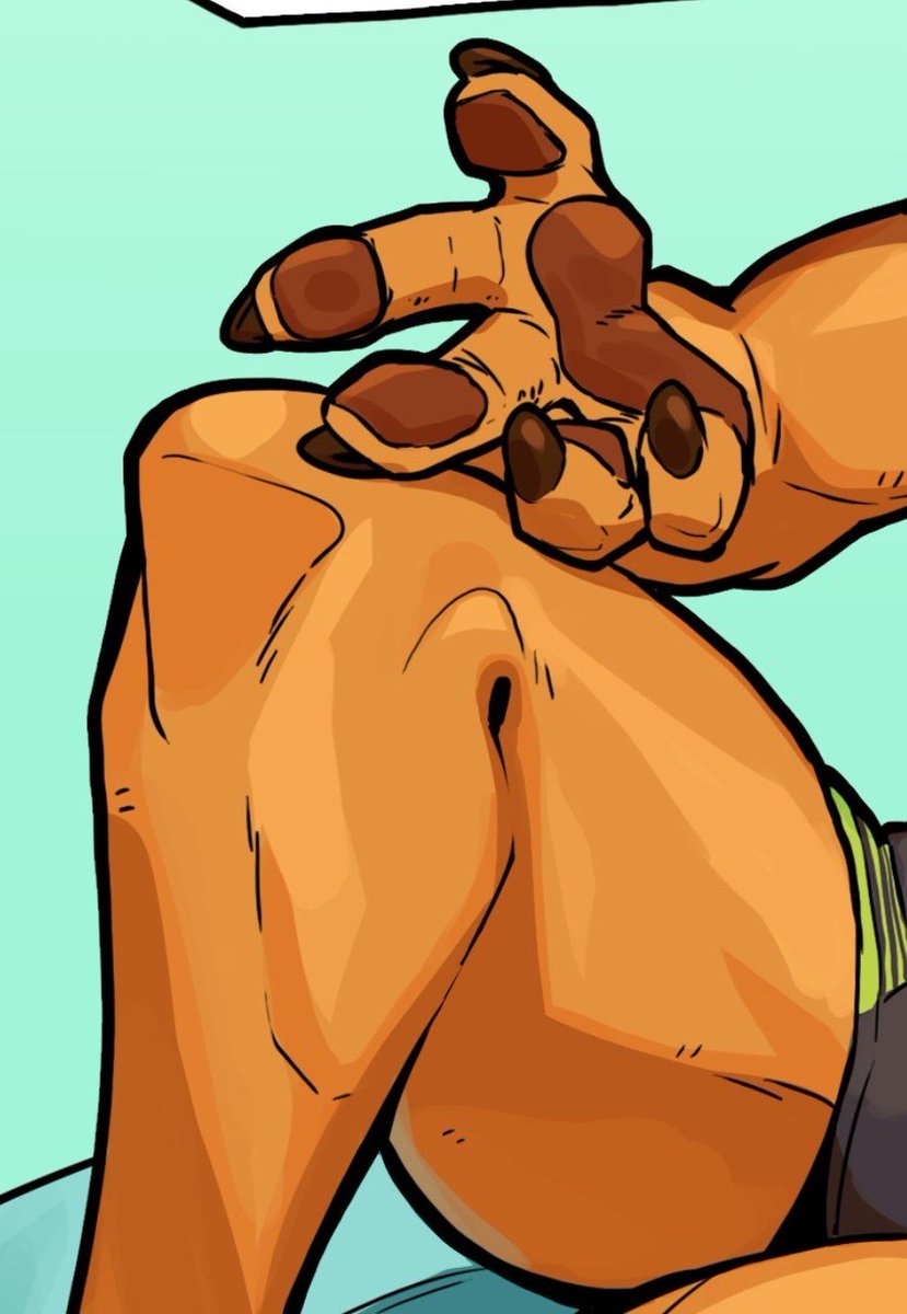 BerserkerDober's tweet photo. The pads on her hands and fingertips are a bit more rough and dexterous given her work, but the ones on her soles and toes are remarkably smooth and supple.

It's unknown how she keeps them that way, but for a woman constantly bare, she makes sure to take extra care of her feet. https://t.co/Lg7YyjILdv