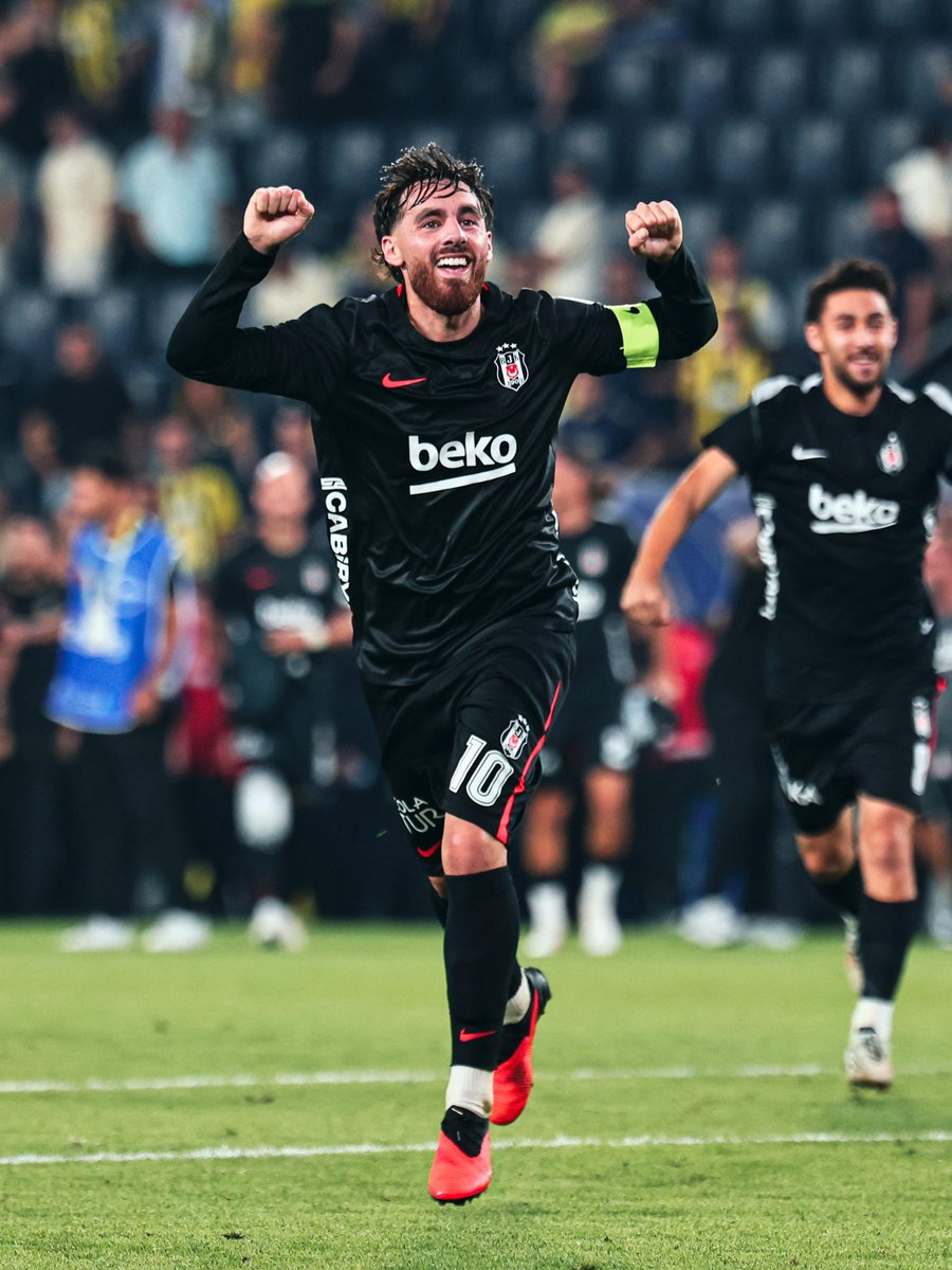 OrkunKokcu's tweet photo. Büyük Beşiktaş taraftarına bu galibiyet armağan olsun 🦅🖤🤍 https://t.co/5YVf3F7lqN