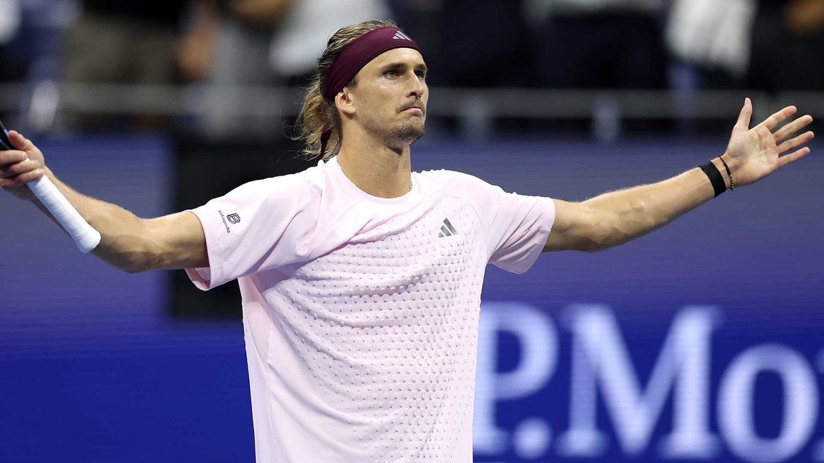GameSetAndTalk's tweet photo. 🚨 OFFICIEL !!! Alexander Zverev 🇩🇪 est le seul membre du top 10 encore en lice dans la partie haute de cet US Open 🇺🇸 !!! 😳

🇨🇦 Auger-Aliassime ❌
🇮🇹 Cobolli ❌
🇦🇺 De Minaur ❌
🇺🇸 Fritz ❌

Une vraie hécatombe. 😭 https://t.co/l5ncWBtxNt