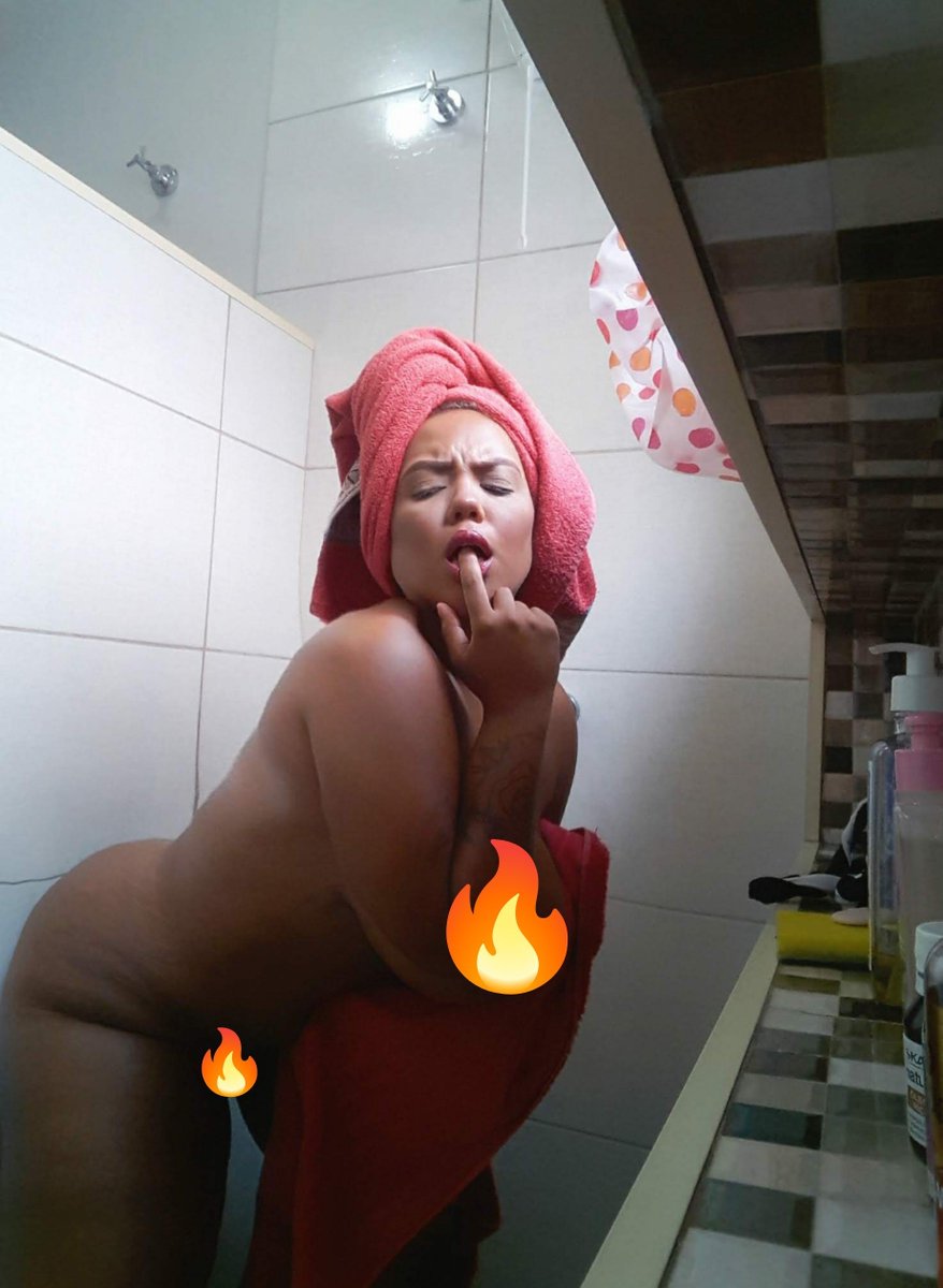 vicc_varela's tweet photo. A bunda/ a carinha de sapeca de quem carrega essa bunda ❤️‍🔥 https://t.co/dXvOxEUz14