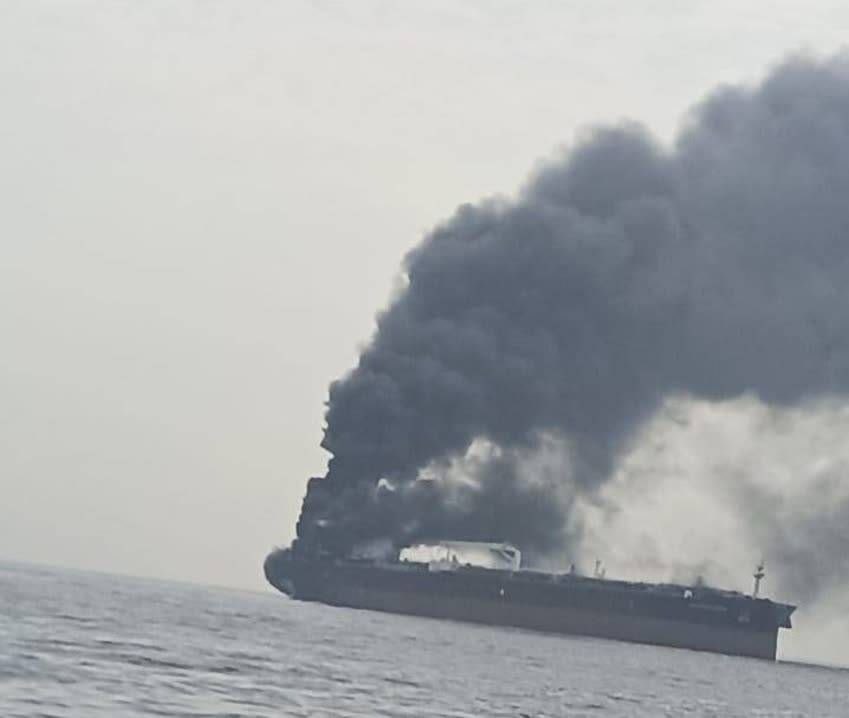 ShaykhSulaiman's tweet photo. BREAKING: Iran targeted 3 oil tankers on Strait of Hormuz https://t.co/c3rDIvOBE1