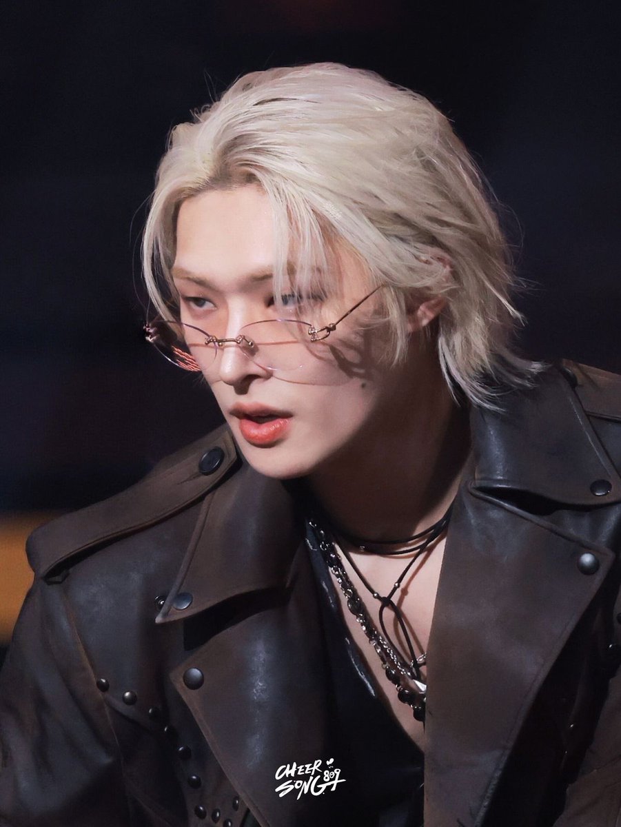 yungisholic's tweet photo. lethal face card https://t.co/sqEqfdwkA9