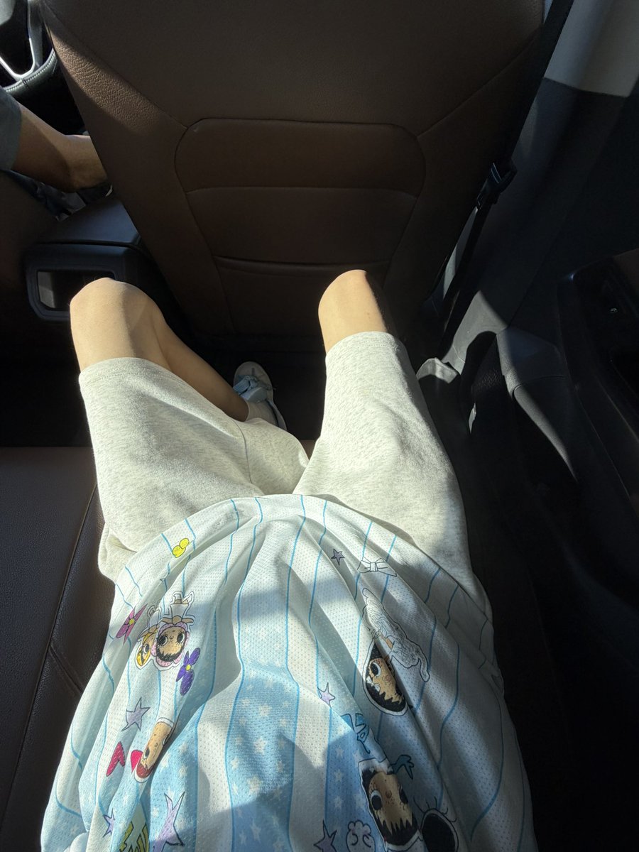 Yangxixis5nt's tweet photo. 今日ootd #男大 #正太 #0m #男高 #薄肌 https://t.co/eAlIQDptU4