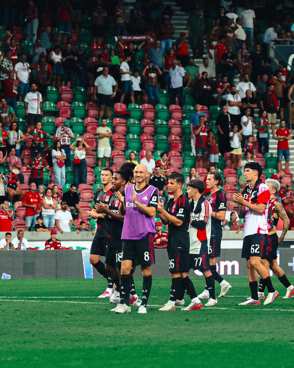 SLBenfica's tweet photo. Sempre connosco. Obrigado, Benfiquistas! ❤️ https://t.co/tQeBvaA8on
