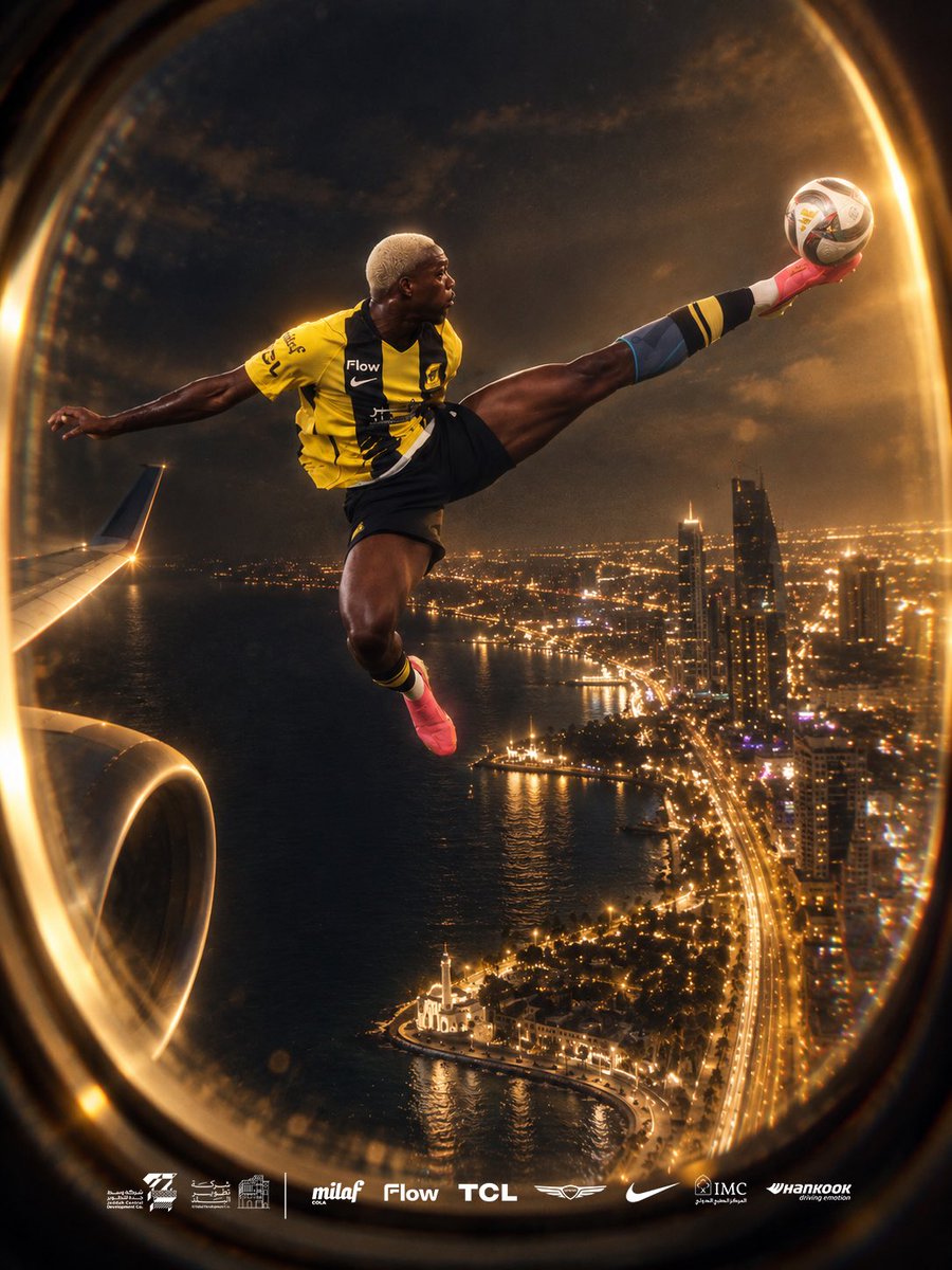 ittihad's tweet photo. رافقتكم السلامة، وجورج. 💛👋
#الاتحاد_النصر https://t.co/0Y43yu955u