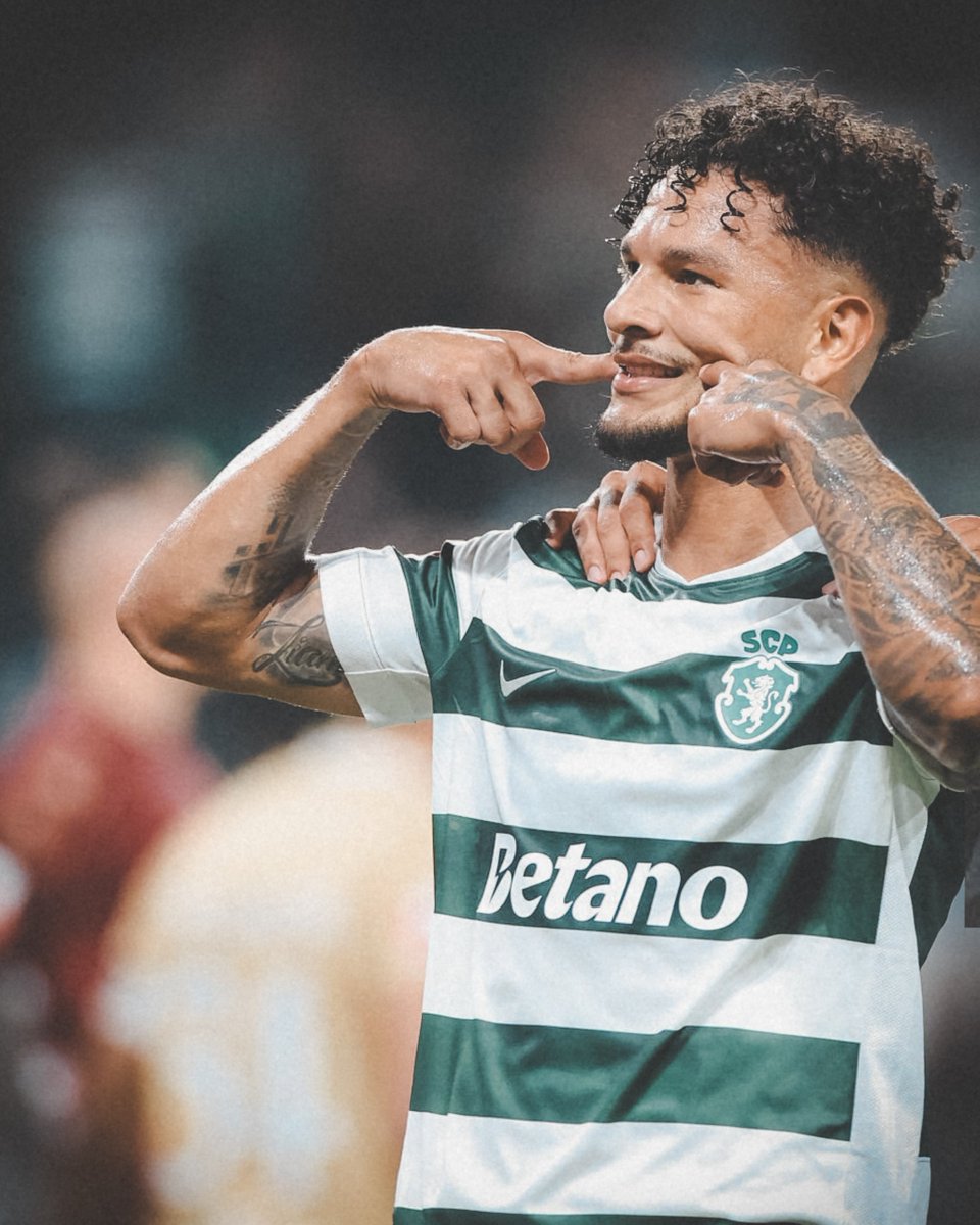 racadeleao_'s tweet photo. Suárez está feliz 😁 https://t.co/FOUeFUfol9