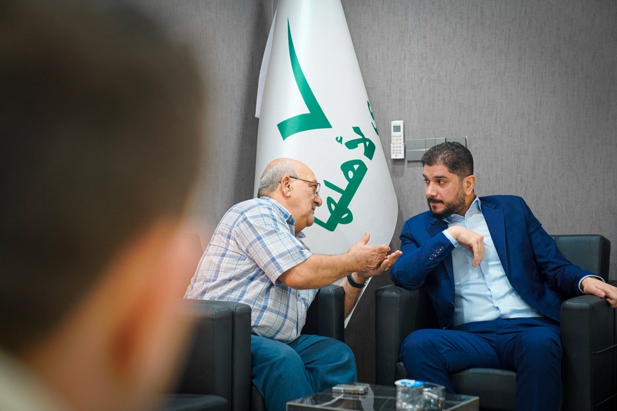 hassanthabiit's tweet photo. ضمن لقاءاته الأسبوعية يستقبل عضو مجلس محافظة نينوى الأستاذ حسان ثابت العباسي العشرات من المواطنين في مكتبه بحي الشرطة للاستماع إلى مطالبهم ومتابعة احتياجاتهم والعمل على معالجتها بالتنسيق مع الجهات ذات العلاقة بما يسهم في تقديم الحلول الممكنة وخدمة المواطنين. https://t.co/PI9QPXWNhk