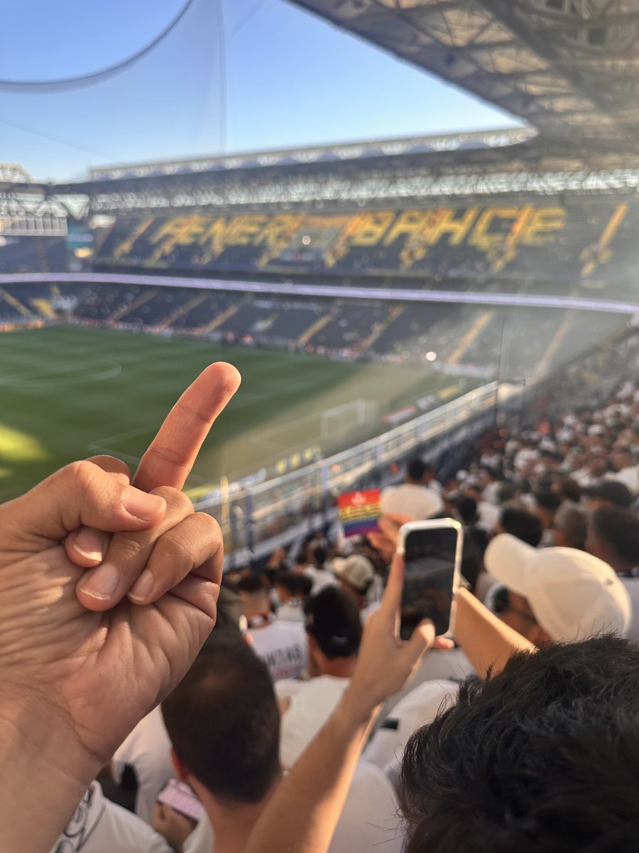 JooNeft's tweet photo. FORZA BEŞİKTAŞ. https://t.co/GZjrt5CFpc