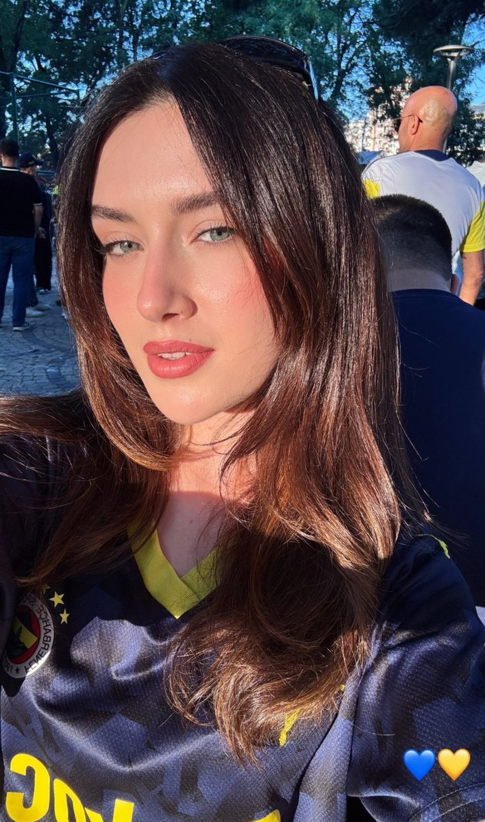 moodcemrex's tweet photo. 💙💛 https://t.co/TAryDL8u3U