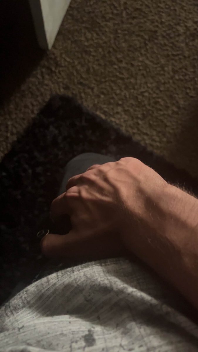 catboyani's tweet photo. don't bite the hand that feeds #nsfwtwt #valtwt #malewhimpering https://t.co/75sfrkhj2s