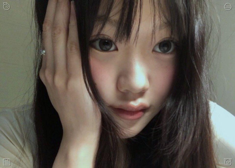 thepizzyoflagos's tweet photo. 🎋I’d like to extend a hand of kindness to you. When I look back on those solitary days, a quiet, tender ache washes over me, yet it’s met with profound thankfulness for the affectionate glow you’ve added to my journey. https://t.co/9vFaD0zZvV