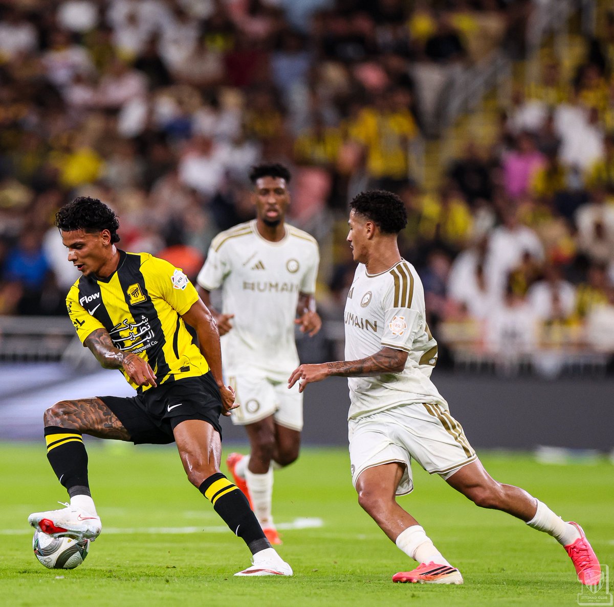 ittihad's tweet photo. يا رايـق 🎶💛 https://t.co/rvMhNNcURq