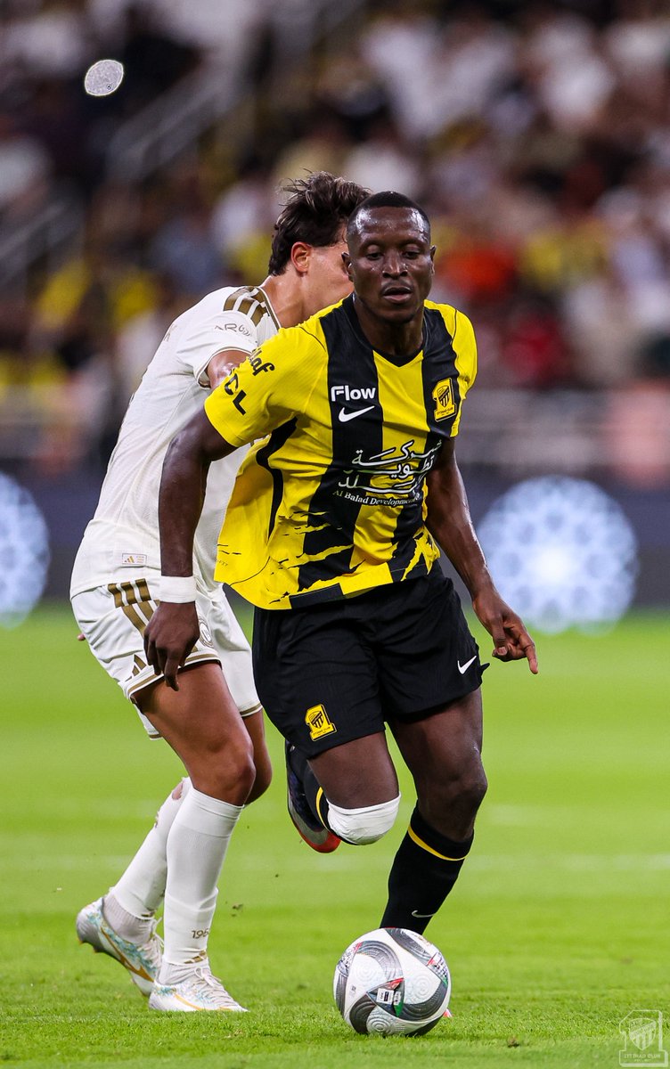 ittihad's tweet photo. يا رايـق 🎶💛 https://t.co/rvMhNNcURq