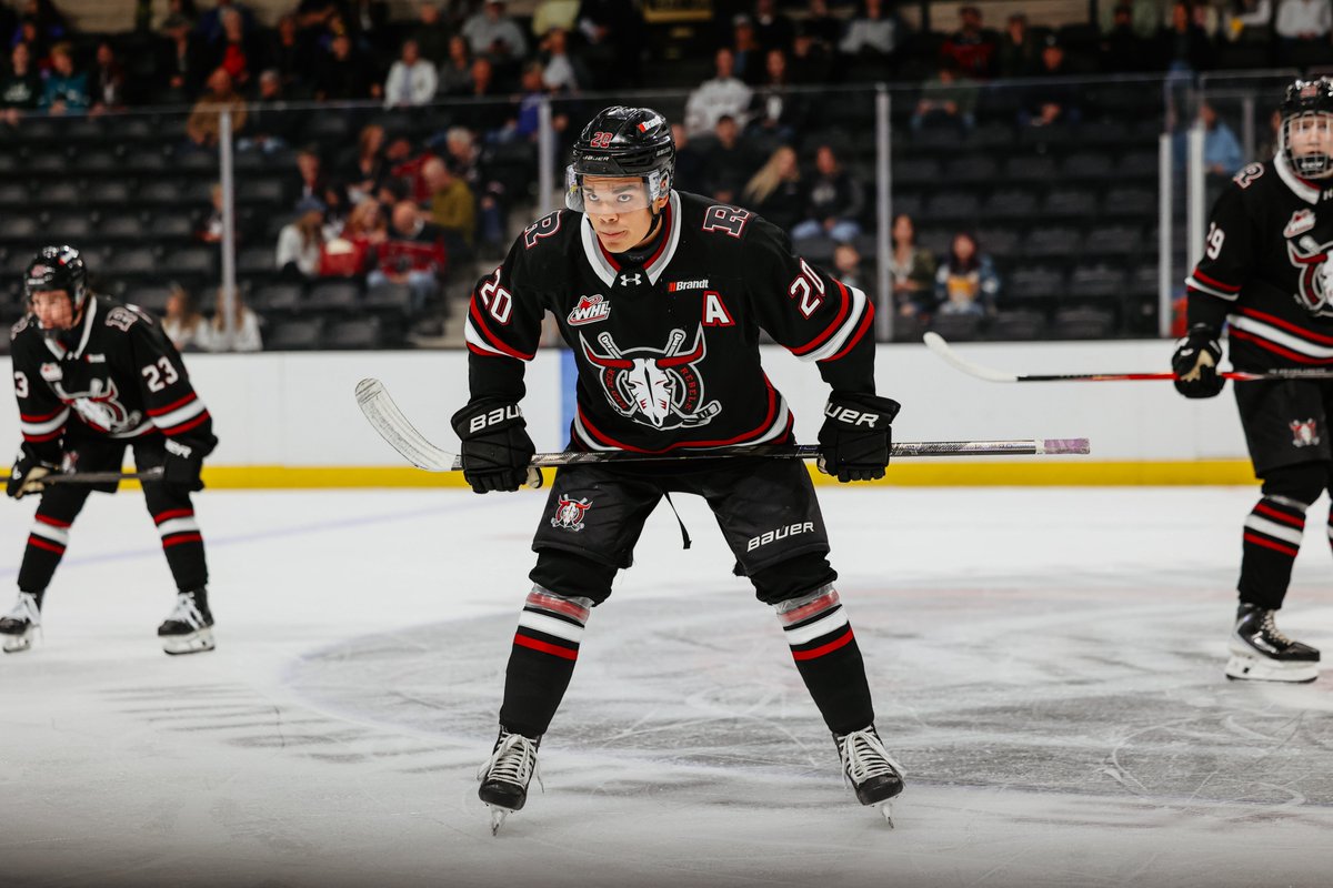 Rebelshockey's tweet photo. Period three is a go
#RDREBELS I #WHL https://t.co/IptS3TceOh