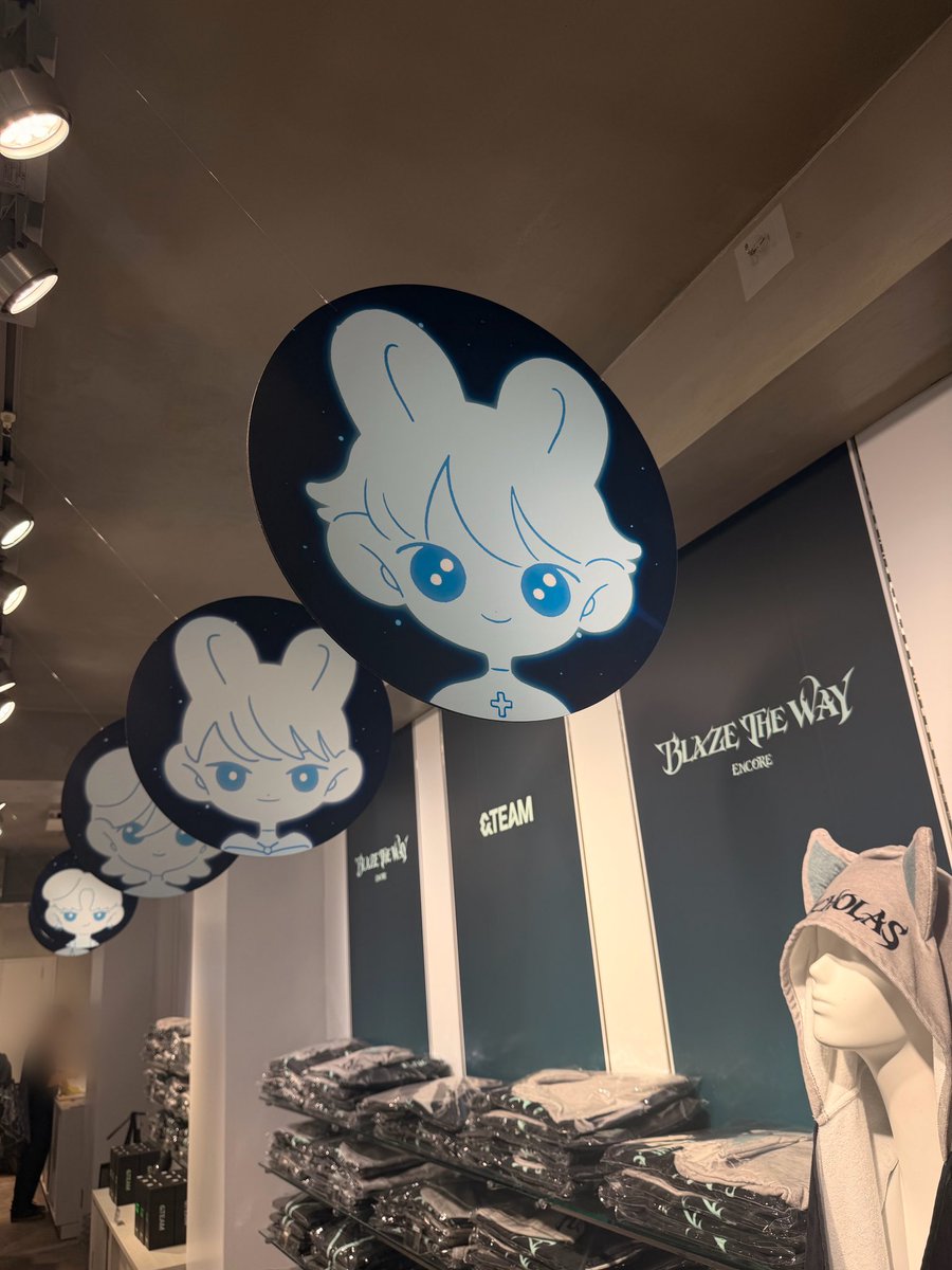 andreenaa630's tweet photo. 帰りポプアに寄ってステッカーもらったら自引き🥰 https://t.co/Z9eHAM2M1w