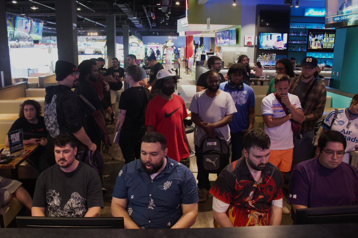 adhdandrea's tweet photo. 🎮BREAK THE LAKE WEEK 36🎮
                   MENTOR, OH
 ROUND 1 BOWLING AND ARCADE

STREET FIGHTER 6
TEKKEN 8
VIRTUA FIGHTER 5: REVO
GRANBLUE FANTASY VS: RISING

COME THROWDOWN WITH THE @cleveland_fgc 

FREE REGISTRATION + INFO👉🔗: https://t.co/lvgEmP7cSA https://t.co/lp0pVGzXD9