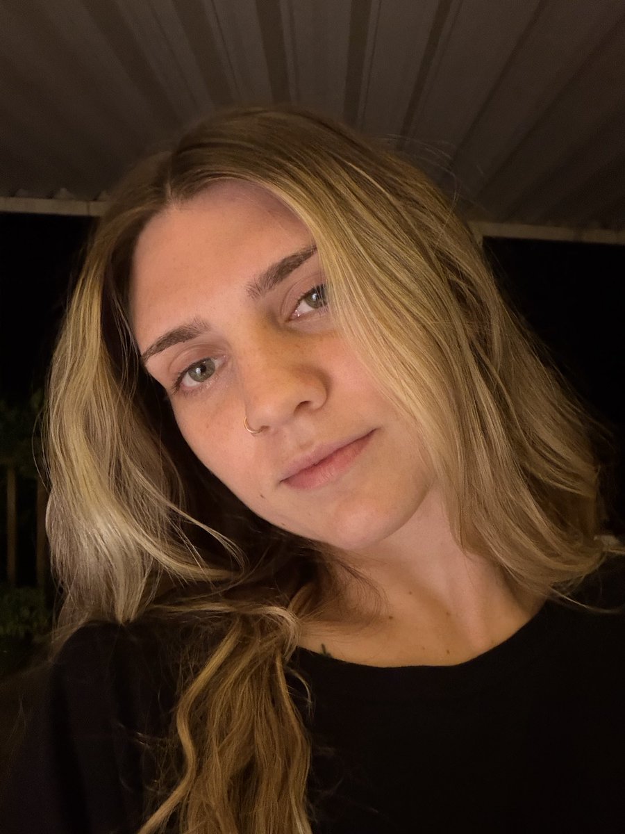 pyro_princesss's tweet photo. My friend dramatically went off ab how she's getting rid of Snapchat cause the filters. I rolled my eyes cause just don't use filters then. This is a willpower problem, not a sm problem... THAT BITCH WAS RIGHT THO😅

Left is "no filter" on snap. Right is just iPhone camera. https://t.co/vFtWbRbJAP