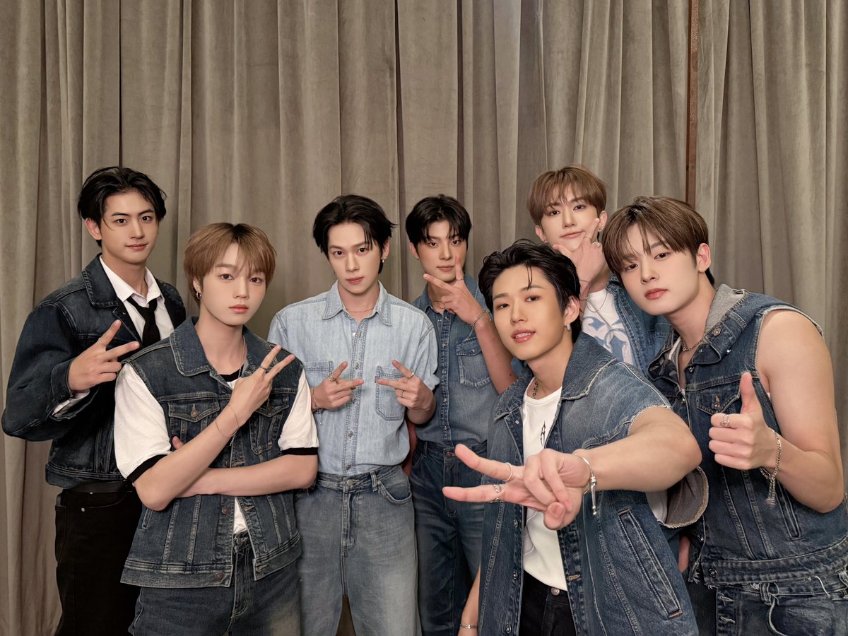 YOUNITE_offcl's tweet photo. [📷]

2026 YOUNITE TOUR IN BRAZIL 

260905 CURITIBA 완료💚
브라질 투어의 첫 시작을 함께해 준
YOUNIZ 고마워요❣️
Obrigado por esse momento✨

#YOUNITE #유나이트
#YOUNITE_IN_CURITIBA 
#2026YouniteTourInBrazil https://t.co/OWiDebhnXY