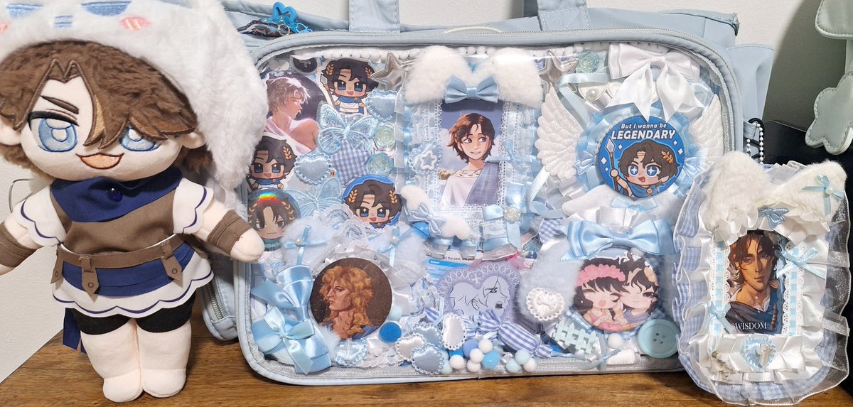 FreaklikeELiZA's tweet photo. my telemachus bag ! https://t.co/3A30bsLMXD