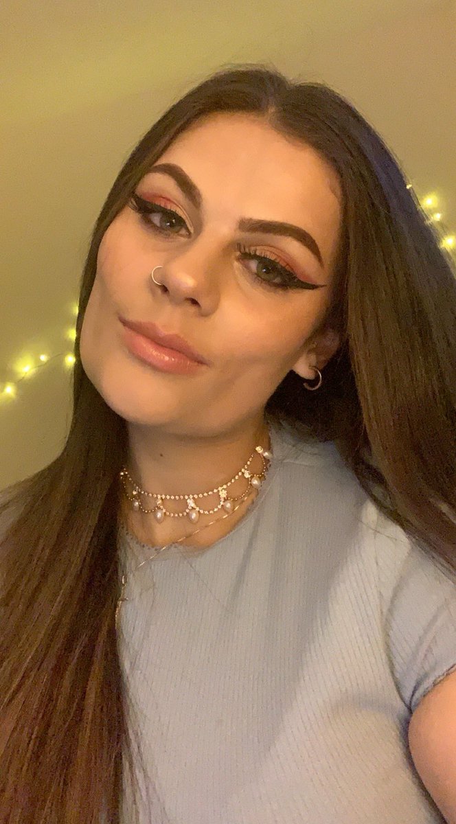 obviousmakeup tweet picture