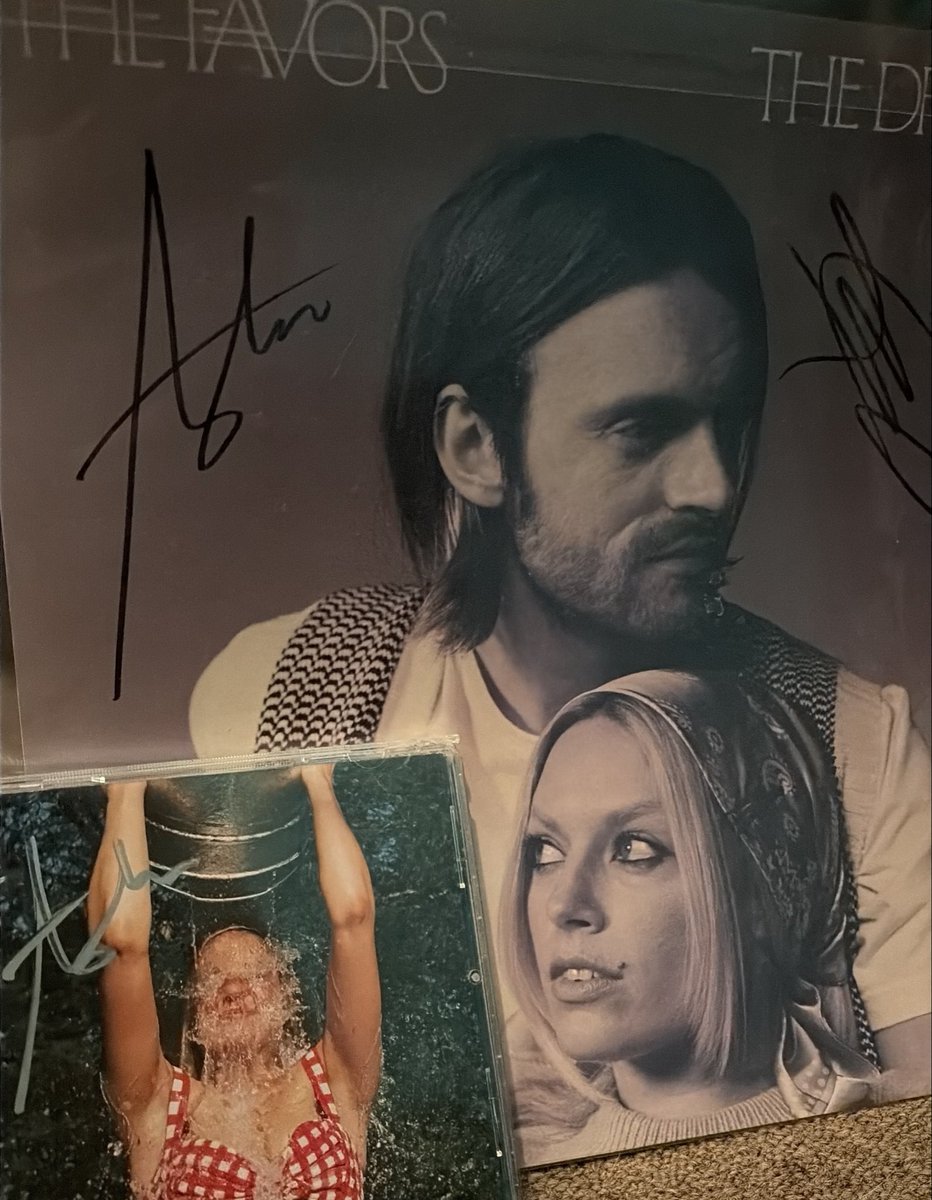 sofbyashe's tweet photo. @ashemusic i kinda need rae and ashlyn to have my collection complete… you can add some extra to your website,,, just saying 😳 https://t.co/2FAtnKRbRw
