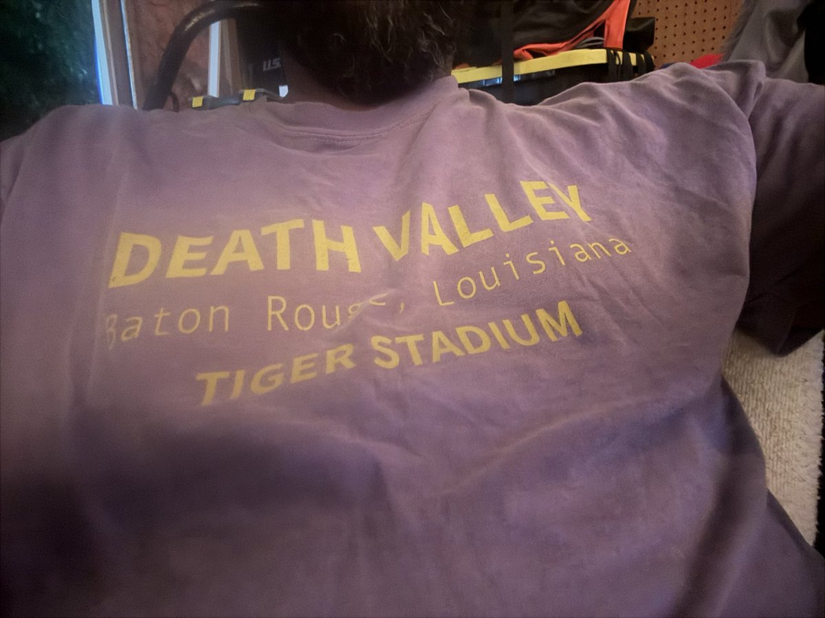 CORNBREAD_1911's tweet photo. There’s only one!!!! GEAUX TIGERS!!!! https://t.co/1MXDwL6Wnw