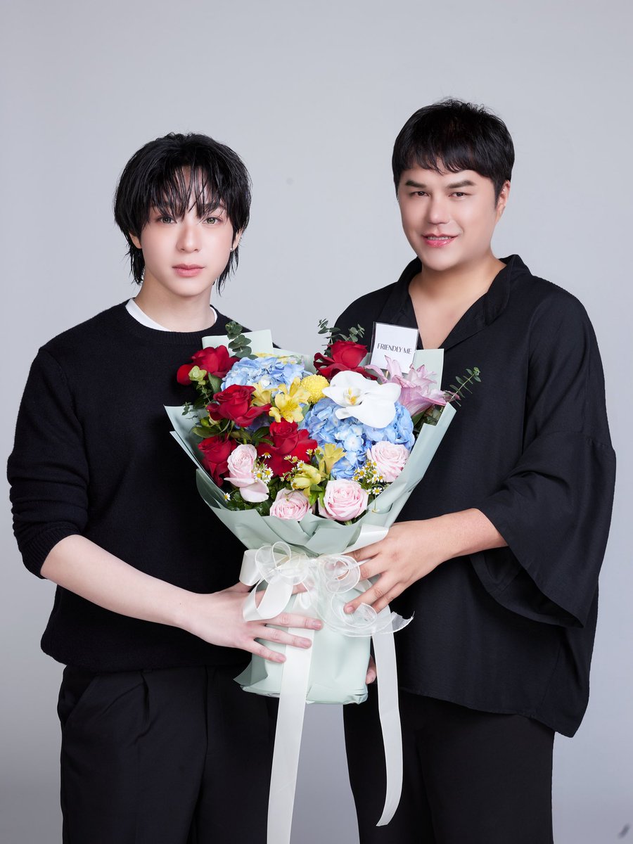 bbasjtr_family's tweet photo. คุณCEO FriendlyMe ลงรูปต้อนรับน้องบาสเข้าสู่ครอบครัว #FriendlyMe ด้วยจ้า 

🔗 https://t.co/6Na0GC7VYP

#FriendlyMexBas 
#บาสเด็กอ้วนที่แท้จริง
#bbasjtr https://t.co/W1nNsvJ0tU