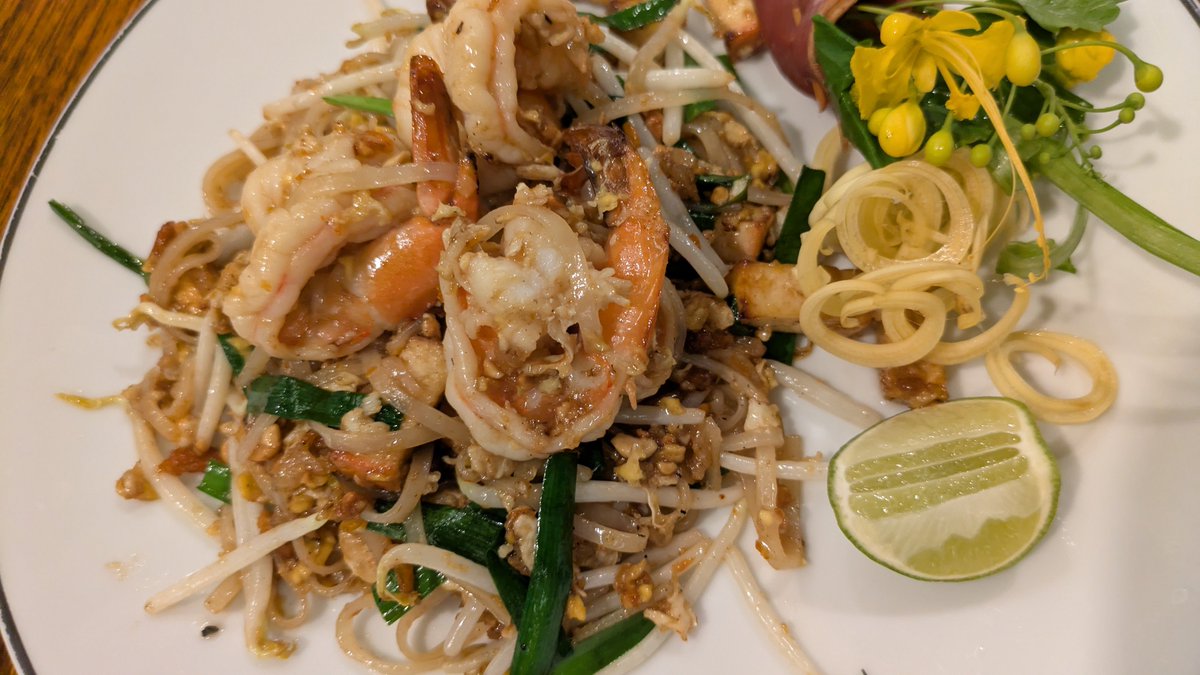 tomatomama777's tweet photo. タイ料理
いろいろ美味しかった
#バンコク https://t.co/itiYcHs6bt