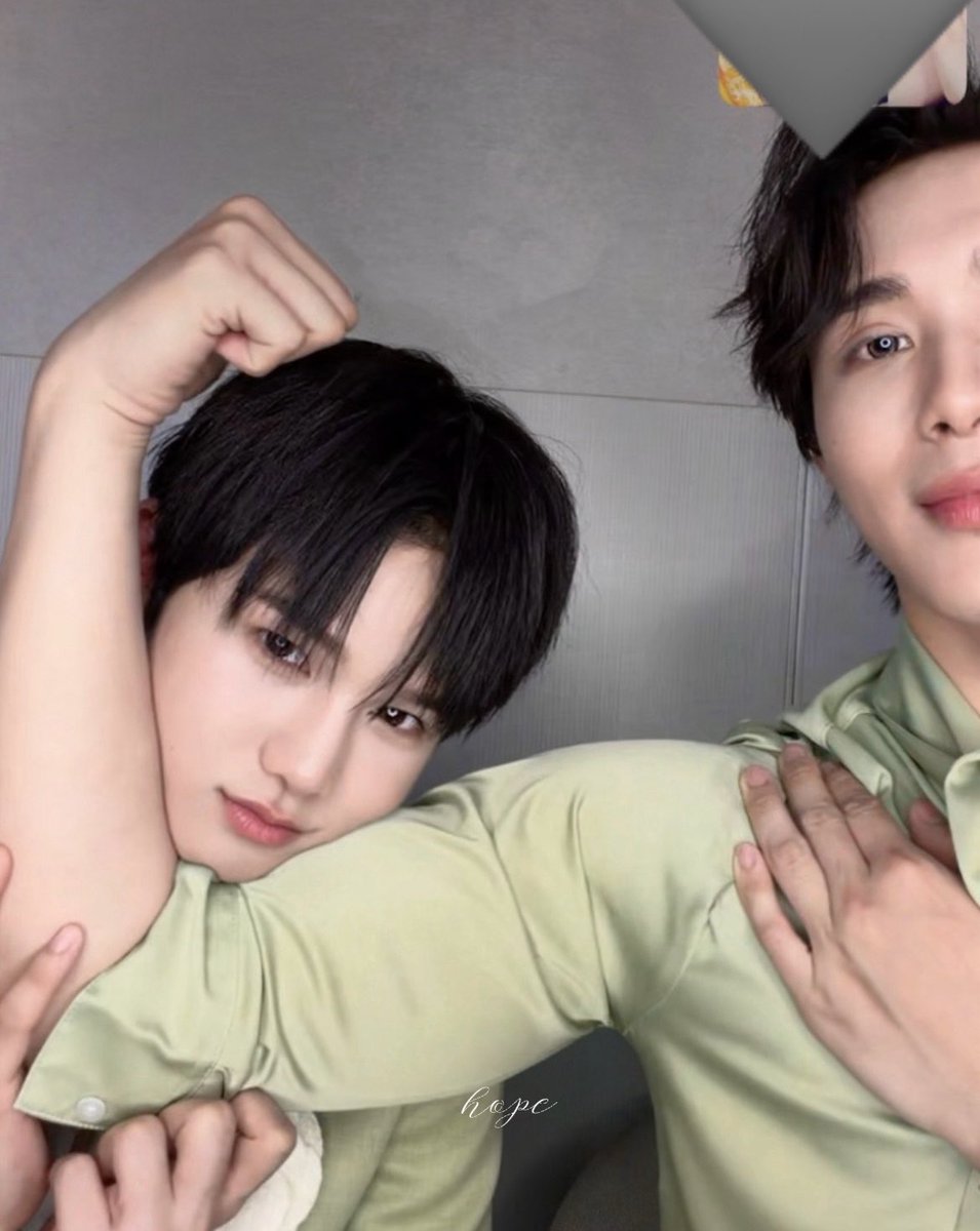 LeequnMH's tweet photo. ตอนเช้าใครดื่มเมนูอะไรไม่รู้
แต่น้องมินดื่ม ‘อเมริกาโน่คั่วกล้าม’

#ToptapMinlee https://t.co/RGA1CiruPz