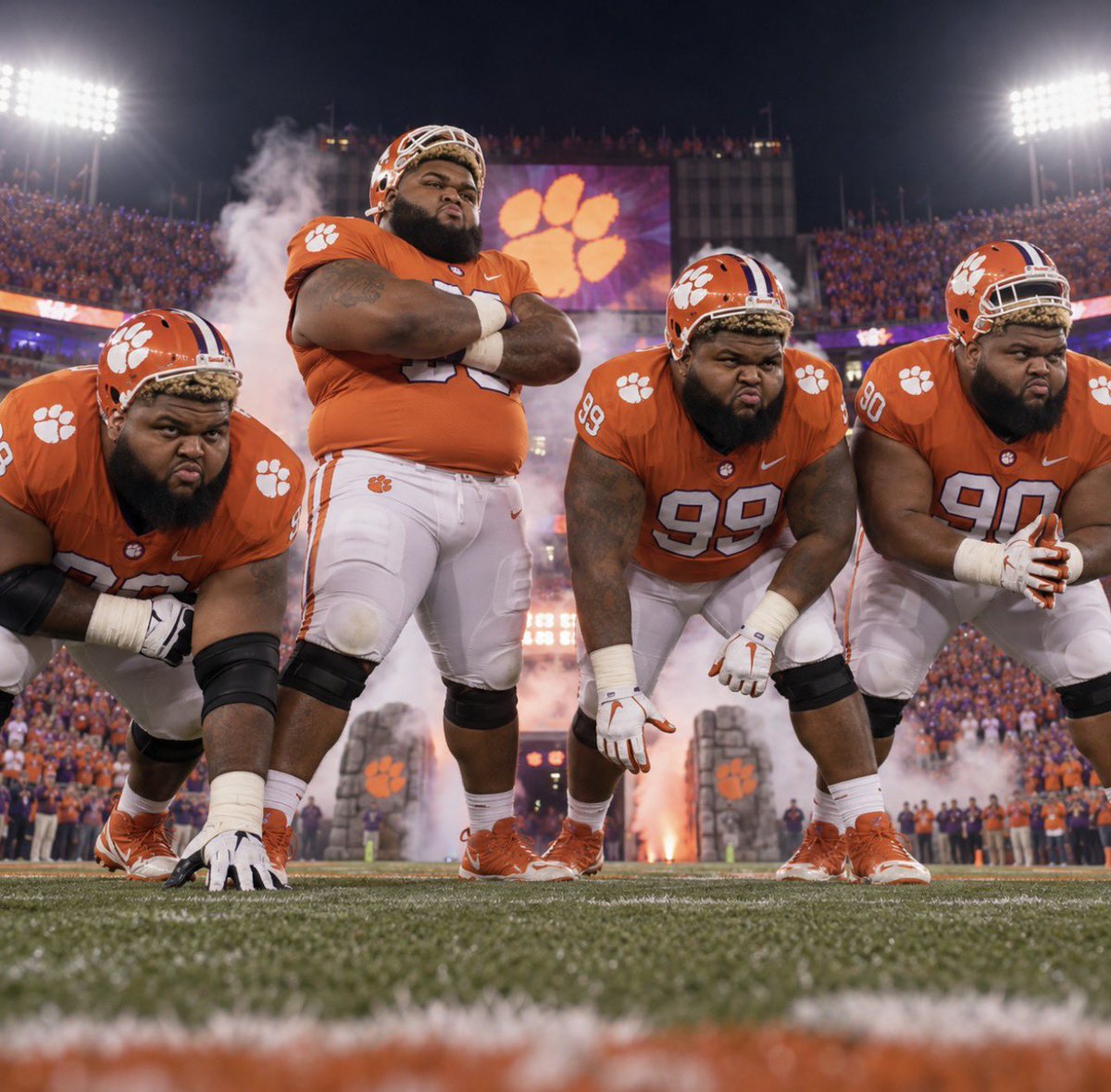_sikwitit's tweet photo. Clemson’s Defensive Line https://t.co/q8IbhJMPf9