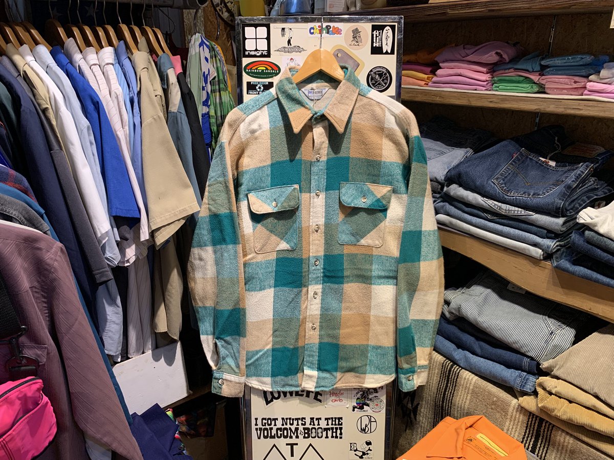 outsidekawasaki's tweet photo. USED FIVE BROTHER
Heavy Flannel
Long Sleeve Shirts
-Block Check-
Made In USA 🇺🇸
Size XL
L〜XLぐらい
Price ¥22000 Taxin
#川崎 #川崎駅 #京急川崎 #古着 #川崎古着 #神奈川古着 #川崎アメカジ #fivebrother #ファイブブラザー #チェックシャツ #ネルシャツ #アメリカ製 #90s #アメカジ https://t.co/uxRKXCkQjK