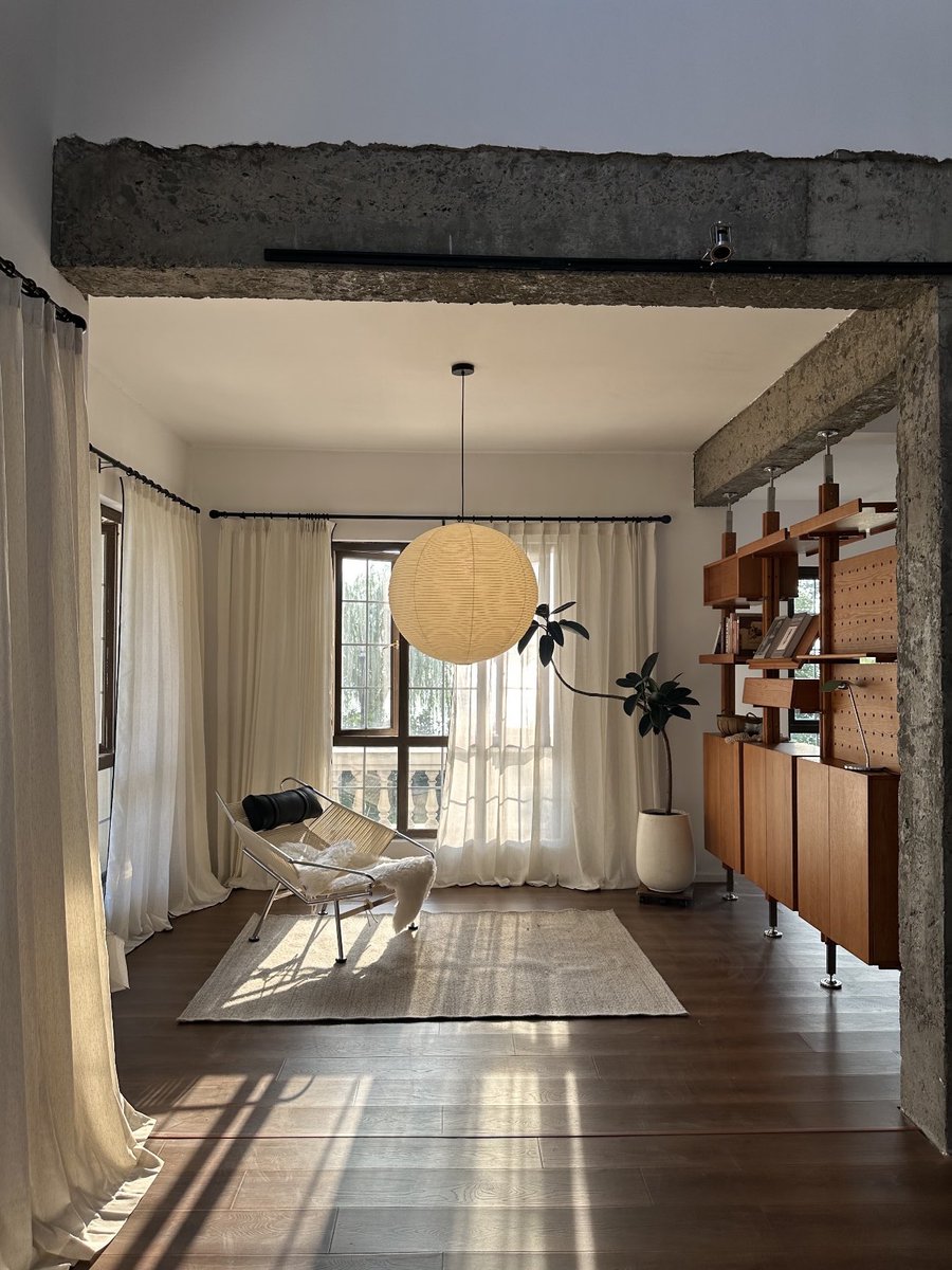sekarwangikuu's tweet photo. Perfect partition that keeps the space airy ✨ https://t.co/YGaOAXtvH9