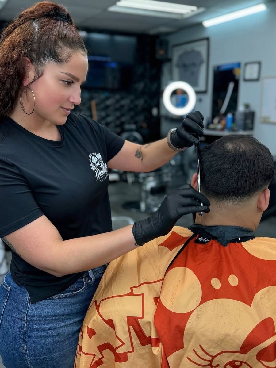 WilliamsWa4ab's tweet photo. The team keeping the city fresh. Every cut, braid, loc, and grooming service is done with skill, pride, and passion. We do more than cut hair; we build confidence. Book your next appointment today. https://t.co/G3rgQsINsk