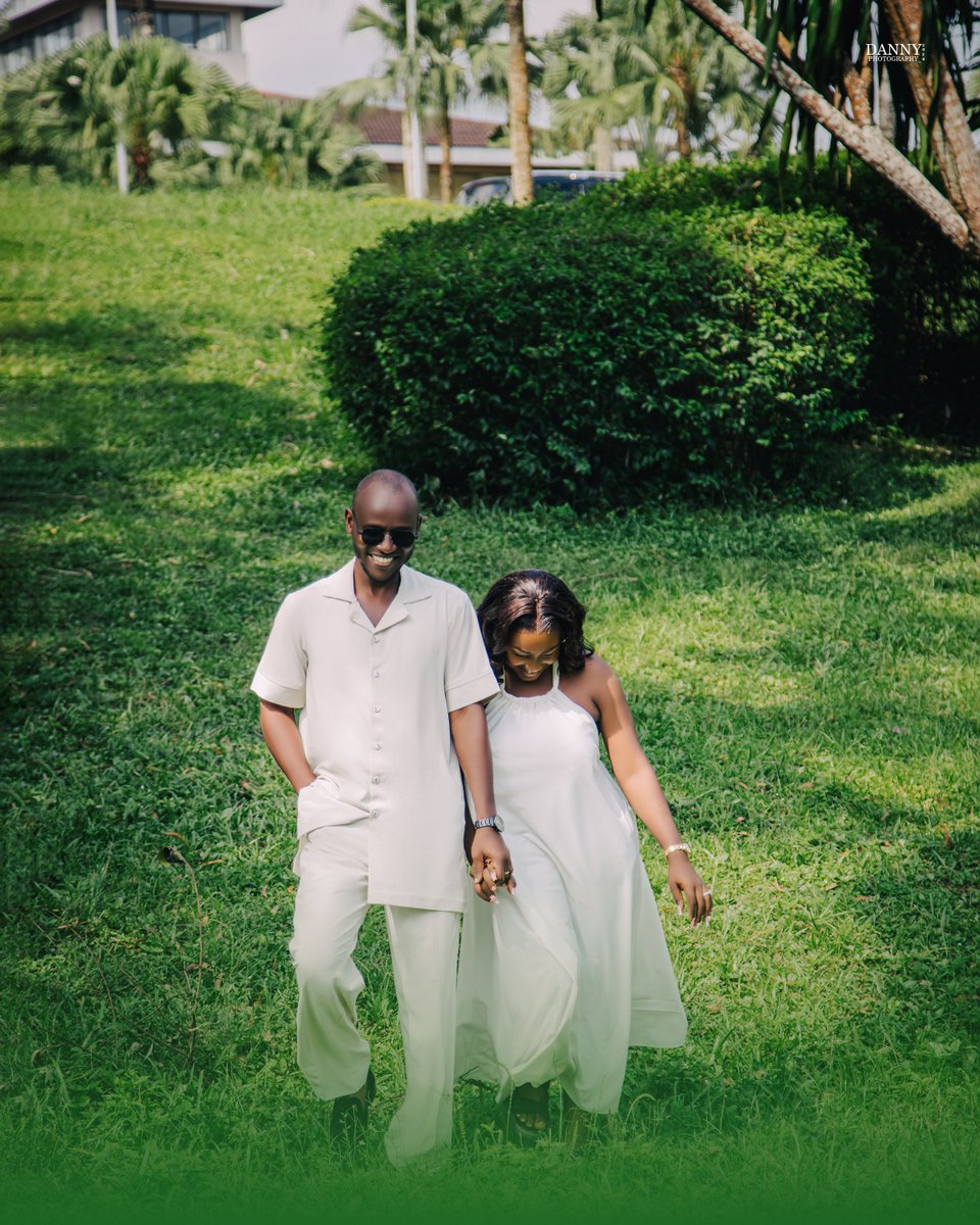 Dannyphotoz's tweet photo. UWEM+VICTORIA 🤍
Photography: @dannyphotoz
Love is beautiful, but commitment makes it extraordinary. ❤️💍
#weddinginspo #wedding #Abujaphotographer https://t.co/gQIcOWvSzz