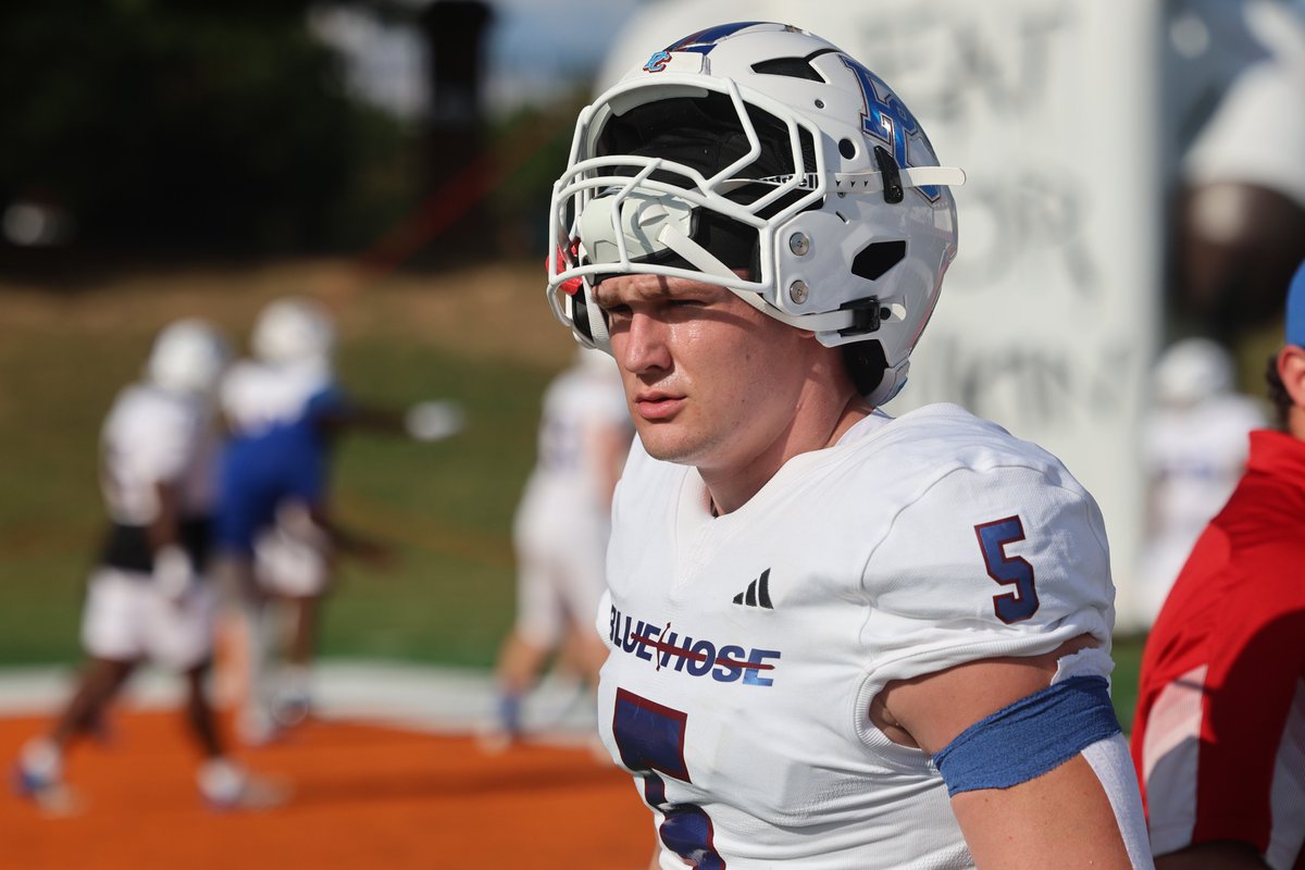 BlueHoseFB's tweet photo. Feelin' hot hot hot 🥵

#GoBlueHose | #WinToday https://t.co/04kOIKEQkP