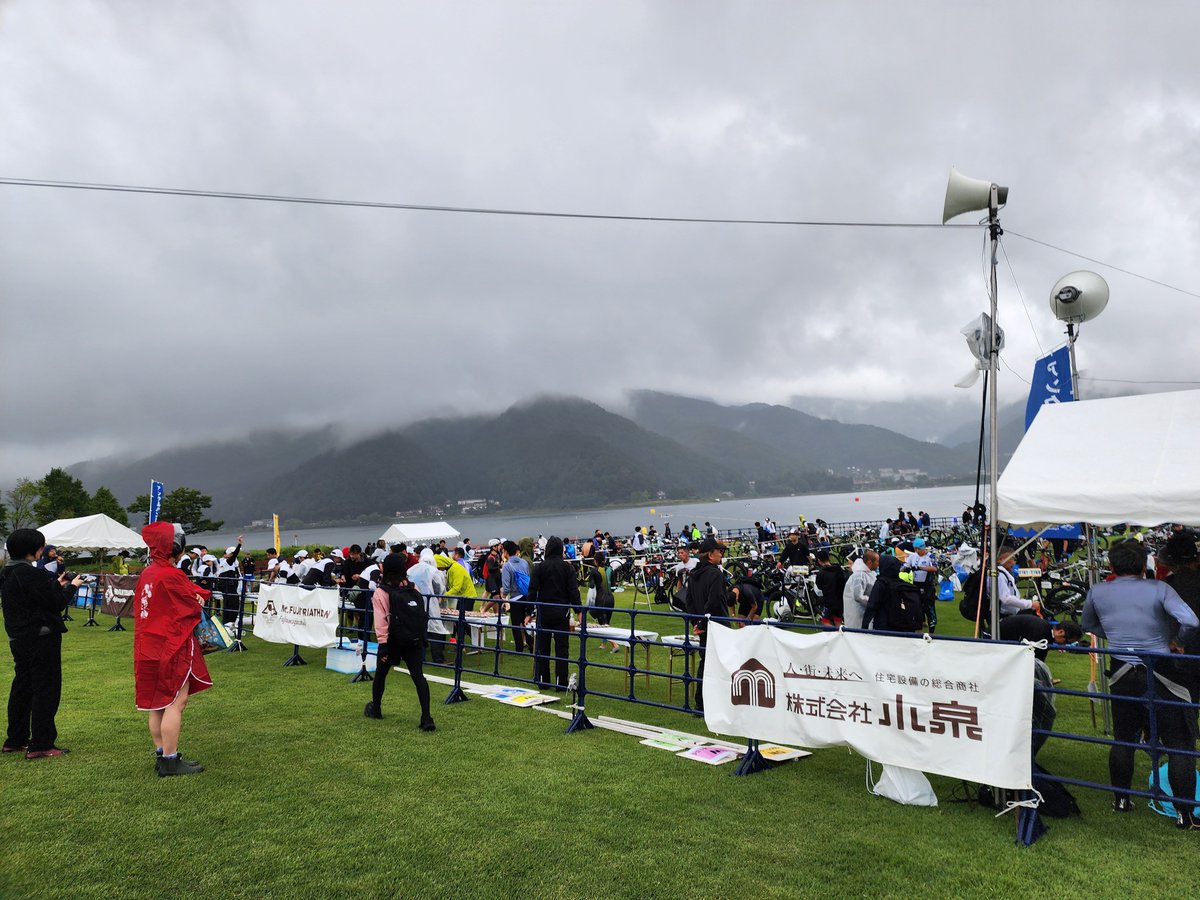 chobivx's tweet photo. 天気やばい https://t.co/CaJtNCntgS