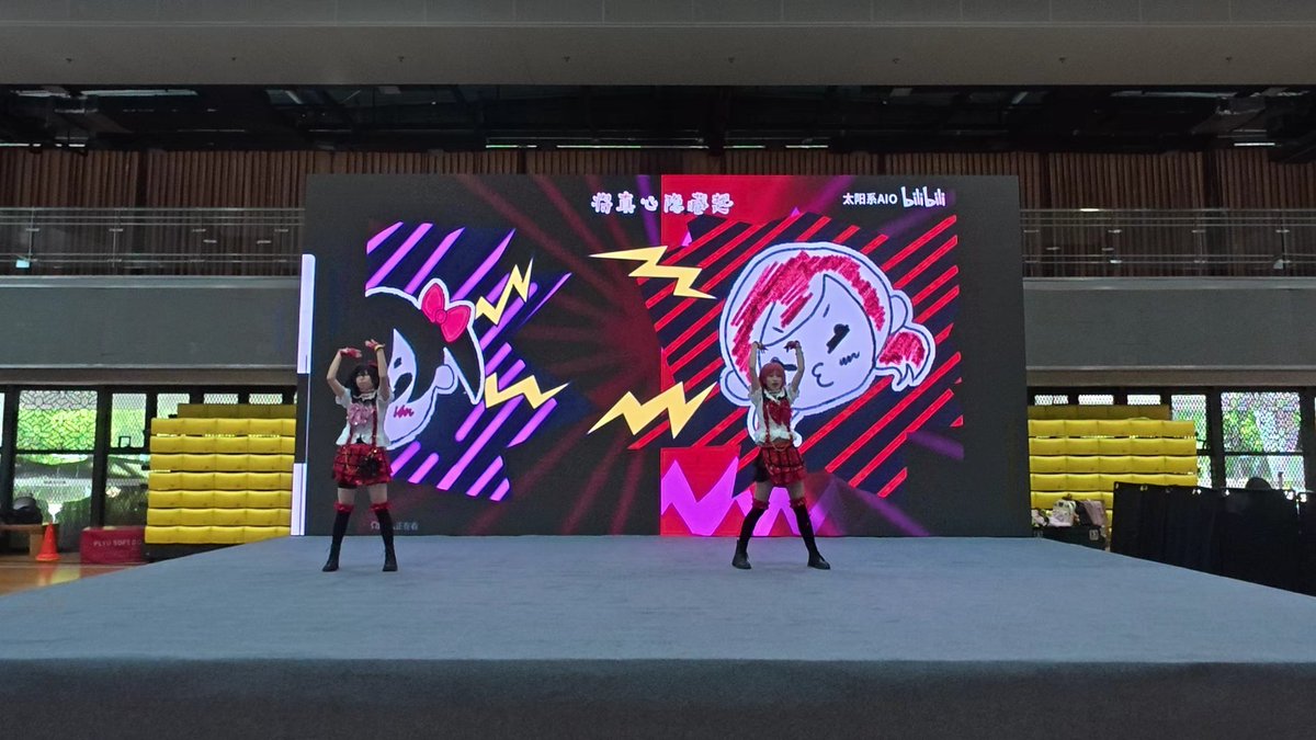 _735369156017's tweet photo. Spent an epic day at the anime expo! Met my favorite VA, got exclusive merch, and now I’m gonna crash hard. #ComicConVibes #AnimeNerdLife， https://t.co/pekqmB8mdN