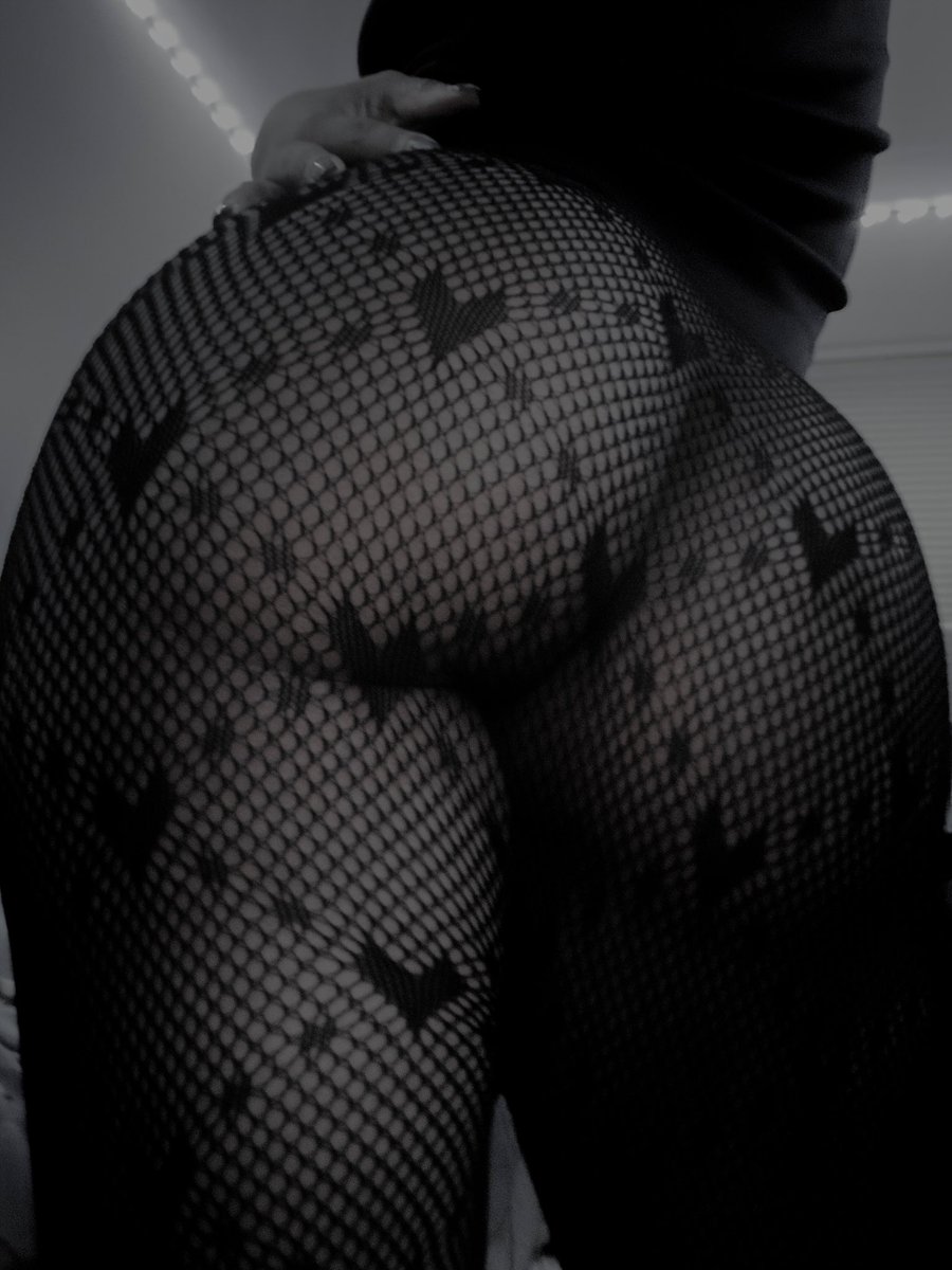 AtamanGaki's tweet photo. ☆⋆⭒˚.⋆ not new to nsfw twt, just a new pinned ⋆.˚⭒⋆☆

twenty three ♡
minors dni 🚫
brat ♡ switch/sub lean heavy
dm’s open 💌
rt to be moots ☆ https://t.co/qPpTPsqfpH