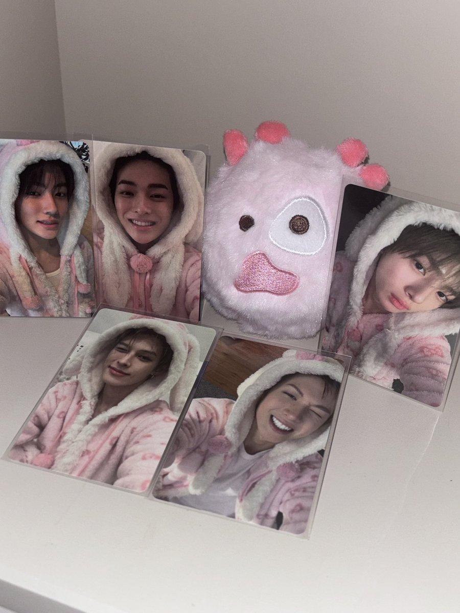 sofiinhyeon's tweet photo. díganme q no es real…. https://t.co/y2l4wWqkFu
