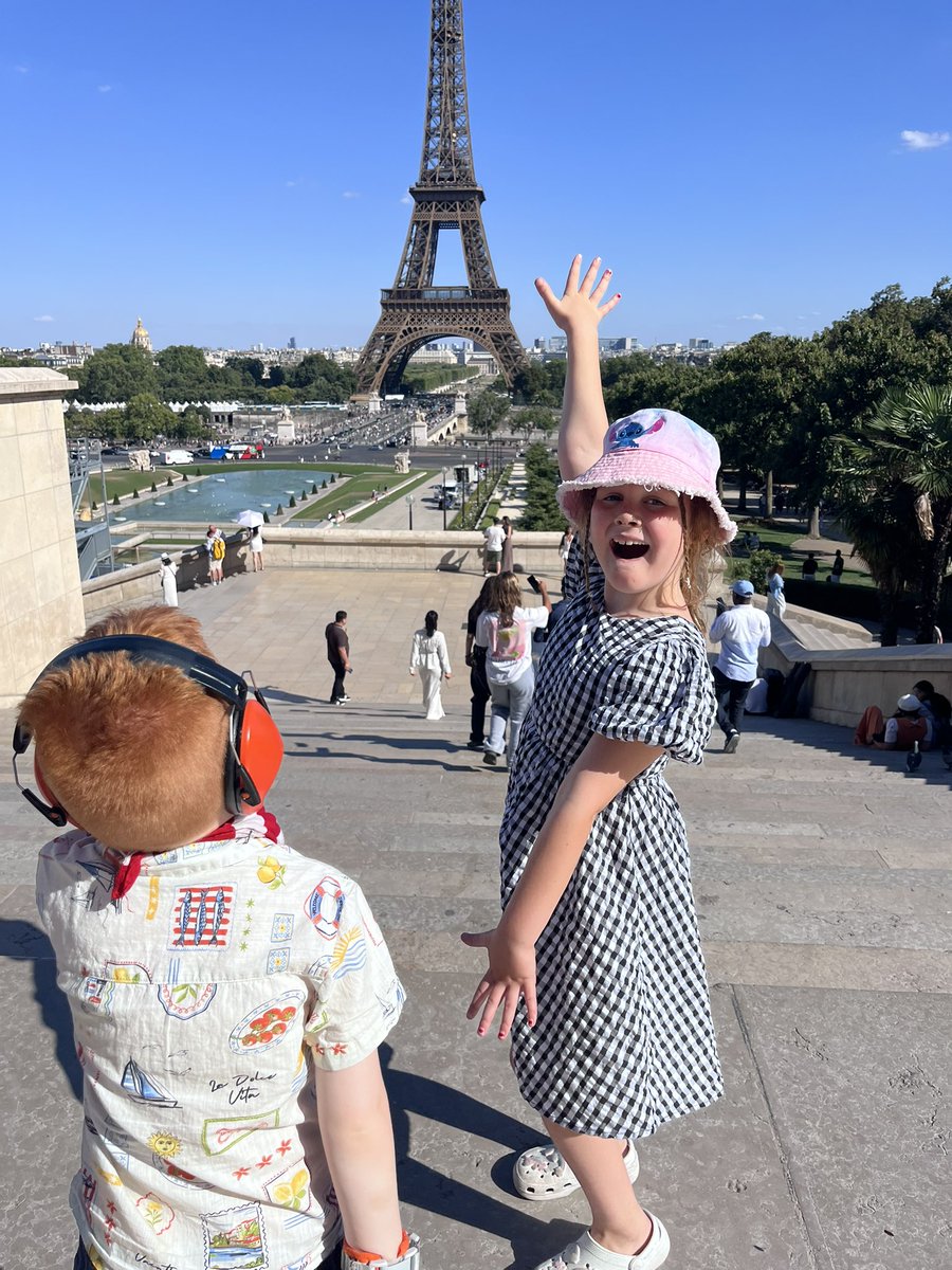 Clogiebear's tweet photo. France 2026 🇫🇷 https://t.co/9y73F10fBD