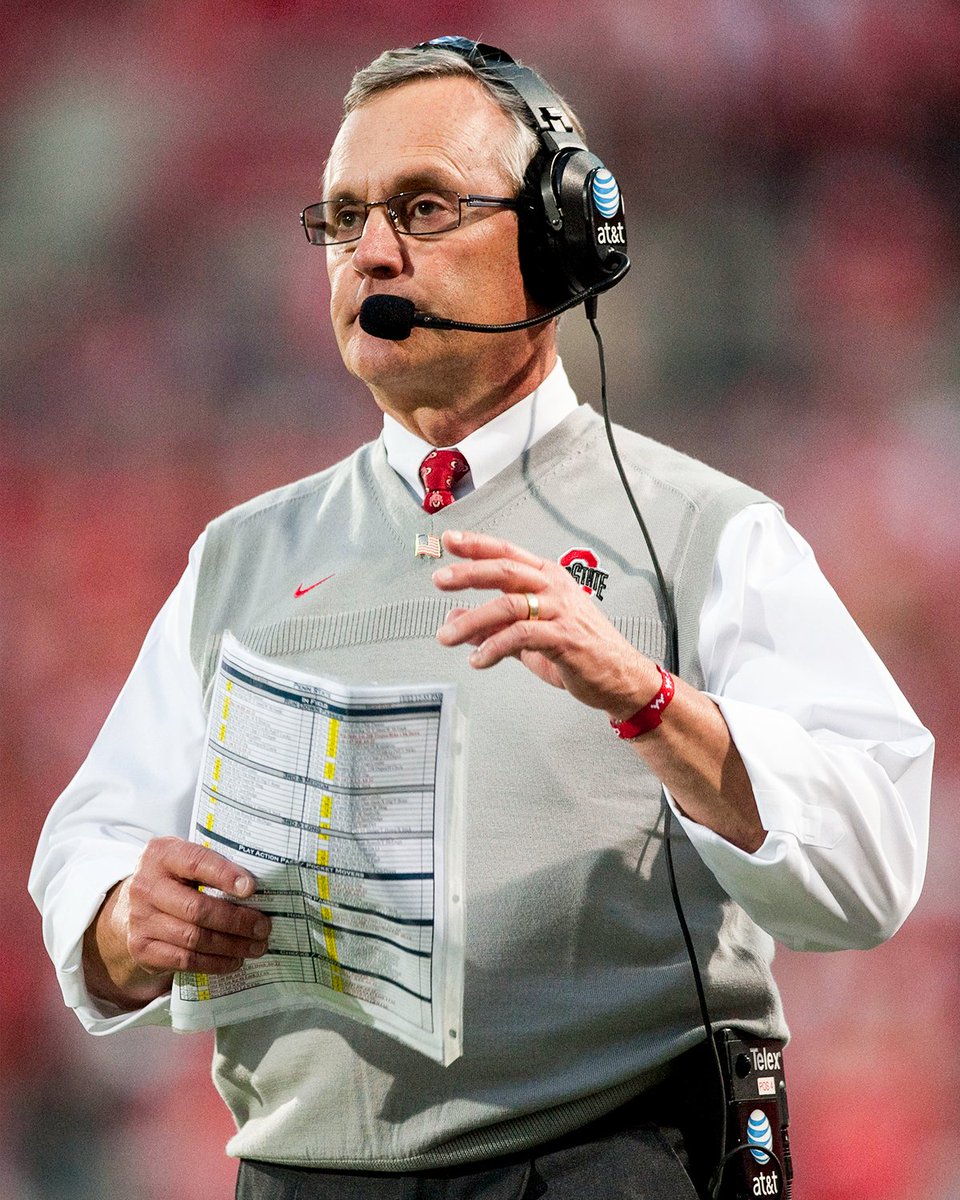 FOS's tweet photo. Jim Tressel has been added to Ohio State's Ring of Honor.

His sign was covered with his iconic sweater vest. https://t.co/bGQlHRvduZ