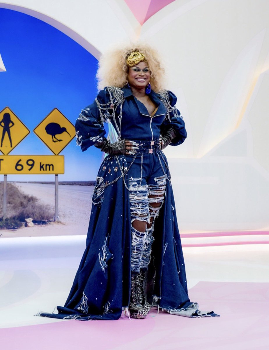 Drag_Crave's tweet photo. LaLa Ri reflects on her elimination from Drag Race Down Under vs. the World in a new post:

‘Now let me learn Portuguese, @DragRaceBr when does casting begin? 🤣🤎’ https://t.co/0qIjADgSey