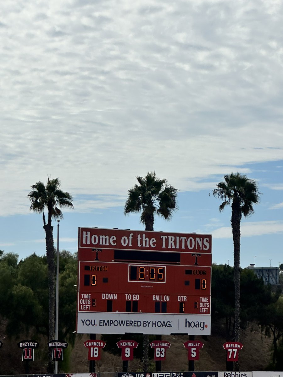 NKaravedas's tweet photo. Supporting my grandson and Yorba Linda Colts ๐@Tritonfootball HS
A Historic venue with a lot of history #Respect #GoNiko #GoColts #OCFootball https://t.co/Wn00lVlM4F