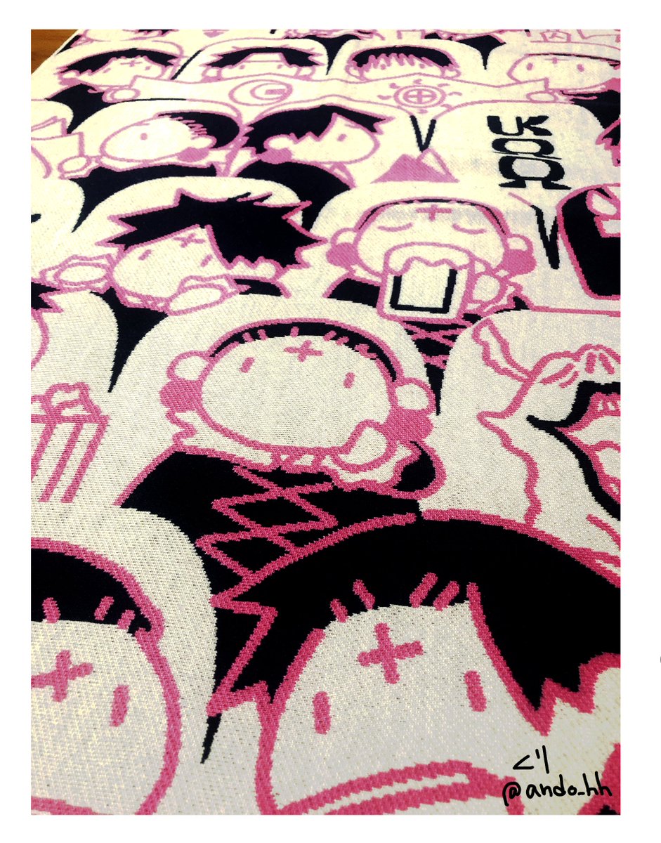 ando_hh's tweet photo. 今年のグッズはラグブランケット
去年のがよかったので今年もこれにしました
大きくて良き https://t.co/0SSOO4ycXb