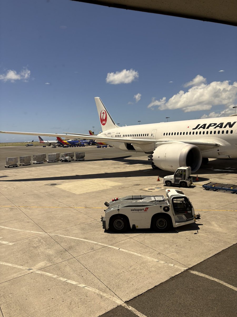 legolithooya's tweet photo. これから帰国も8月末に中間決算の法人の信金通帳の記帳に回らねば。太客になりたい😂 https://t.co/Yja25Rc2gp