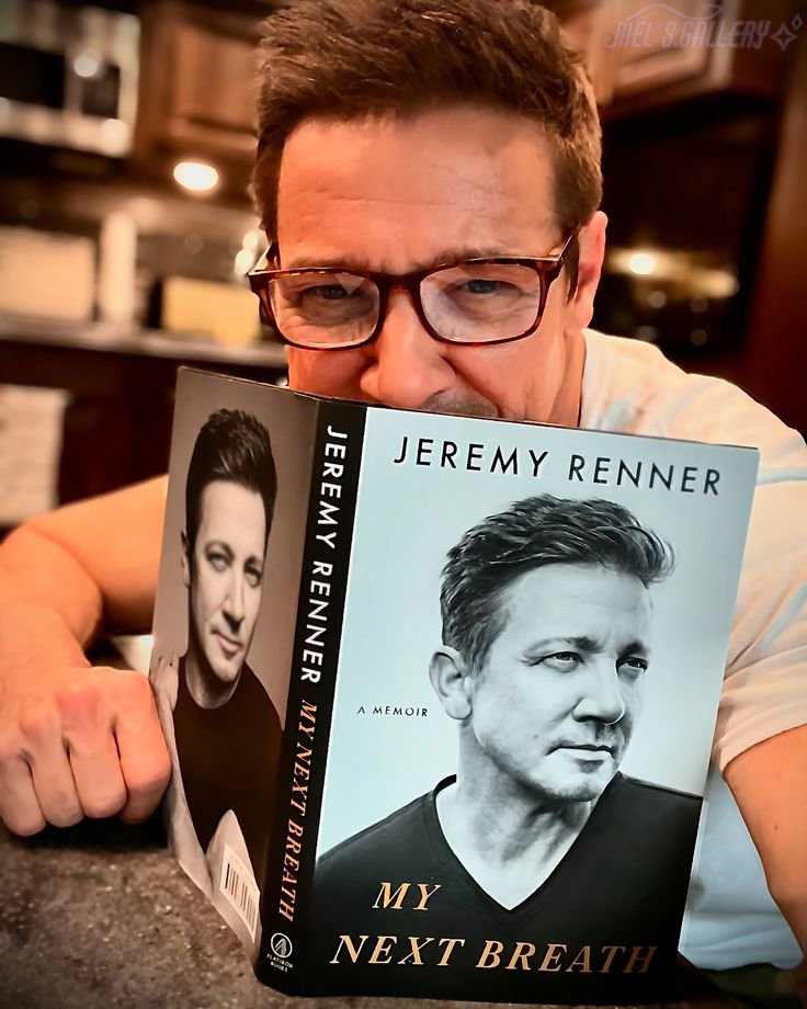 Jeremyrennerpch's tweet photo. Sometimes losing someone is actually the best thing that can happen to you. Agree or disagree? https://t.co/aURpSasuLz