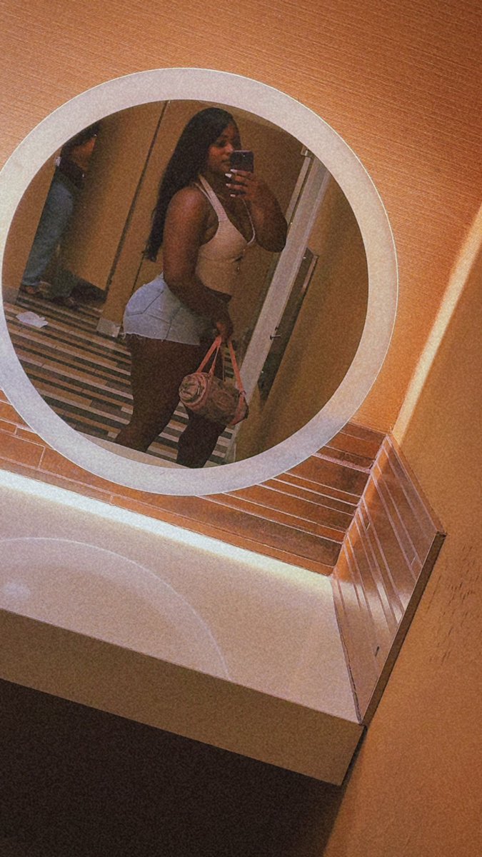 ChachiDadonn's tweet photo. 💦♏️♏️♏️♏️ almost Scorpio season #sexy https://t.co/rpOcpLNf7k